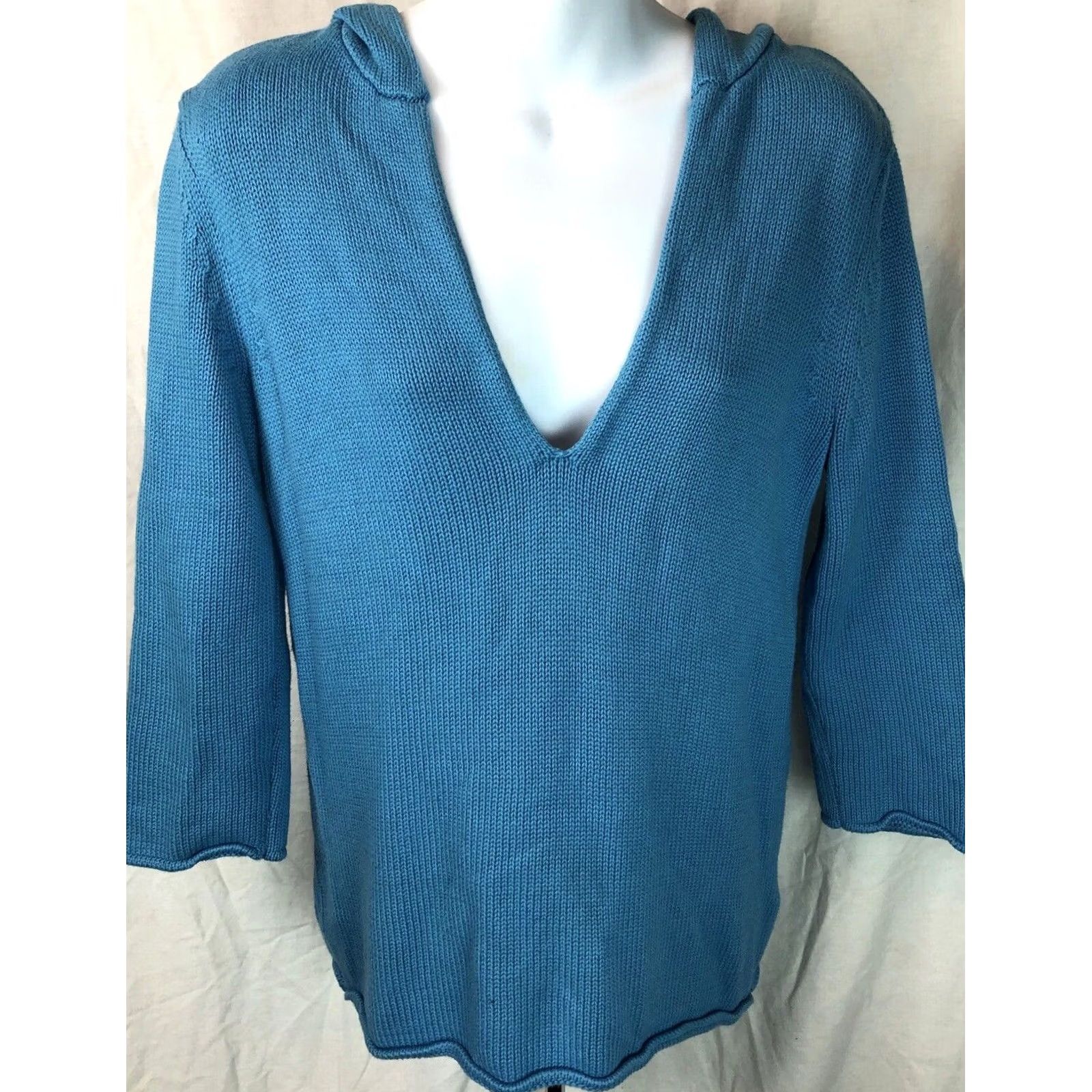 Banana Republic Banana Republic Sweater Hoodie M Blue Pullover Deep V-Neck 3/4 Sleeves Beach Size M / US 6-8 / IT 42-44 - 2 Thumbnail