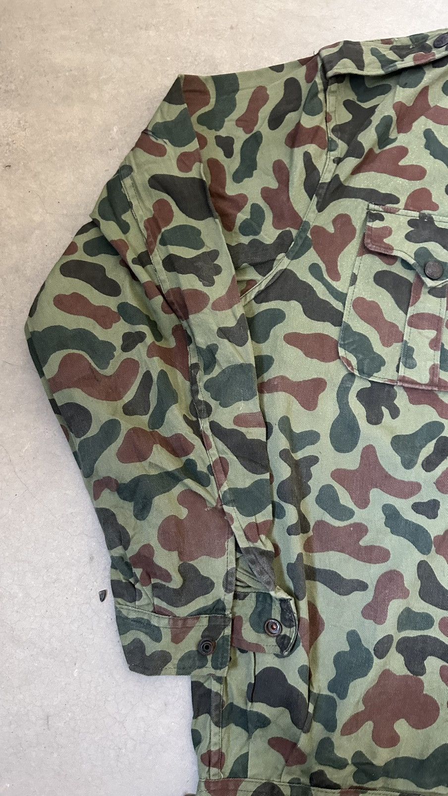 Vintage VINTAGE DUCK CAMO MILITARY JACKET Size US L / EU 52-54 / 3 - 5 Thumbnail