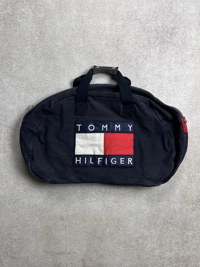 Other Vintage Tommy Hilfiger Big Logo Gym Bag Os Size ONE SIZE - 1 Thumbnail