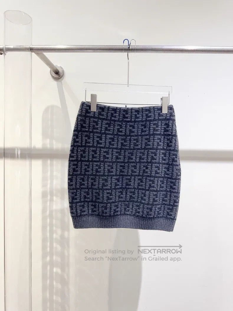 Fendi Fendi Skirt Size 26" / US 2 / IT 38 - 2 Thumbnail