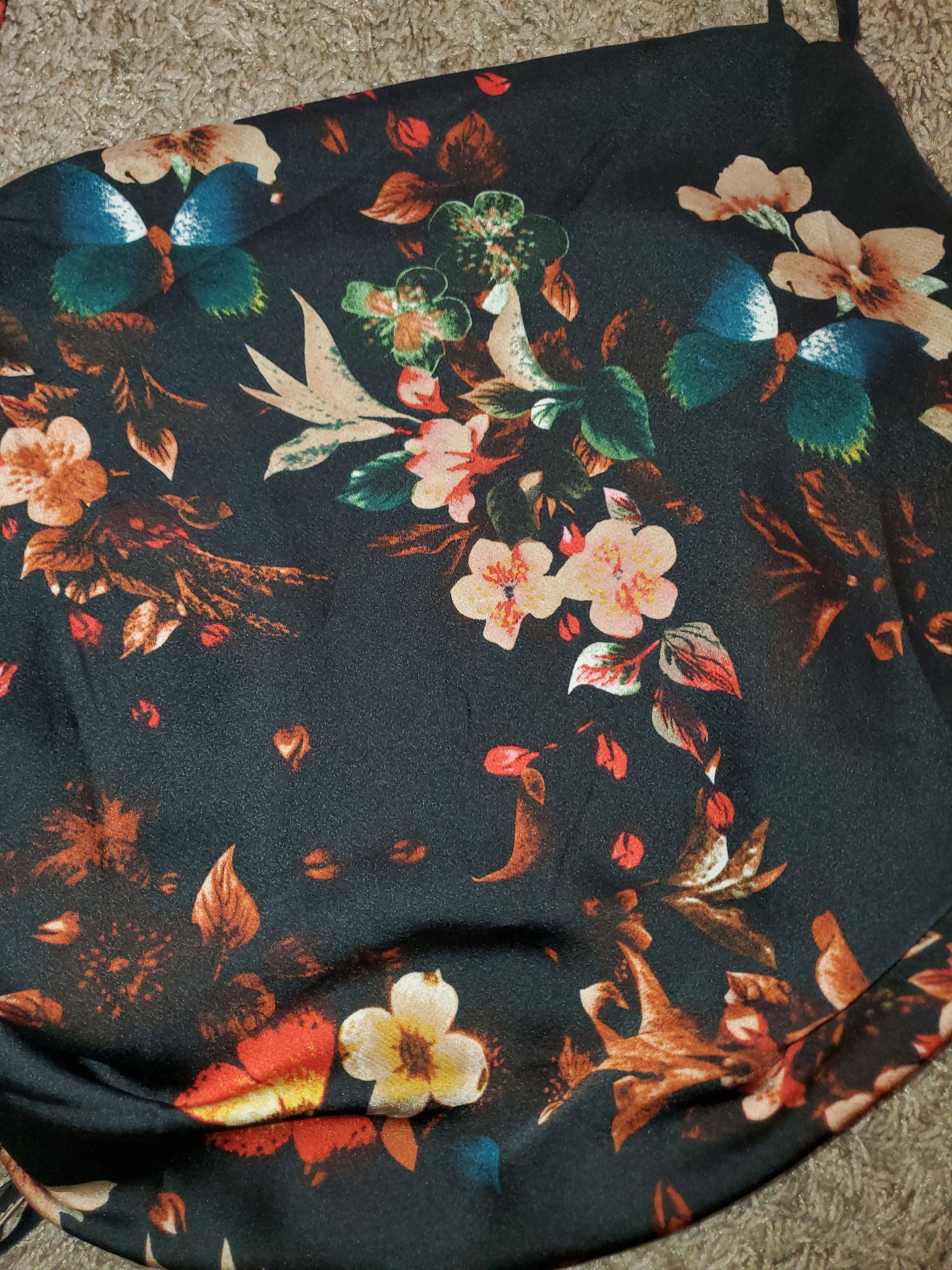 Forever 21 Floral + Butterfly Crowl Neck Top-size S Size S / US 4 / IT 40 - 4 Thumbnail