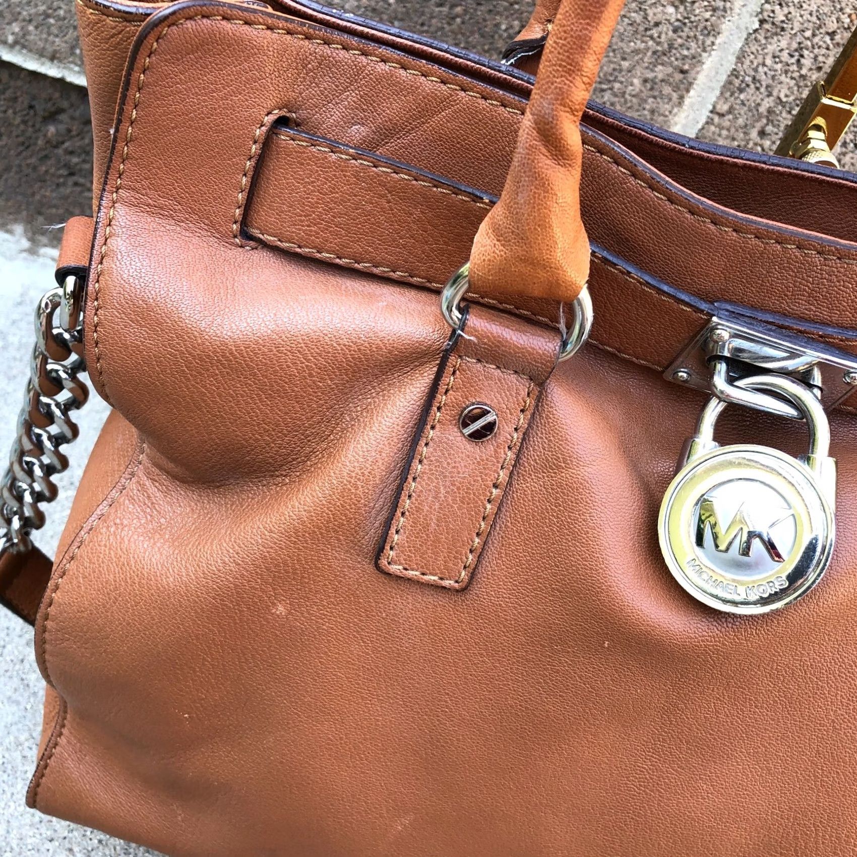 Michael Kors MICHAEL KORS Hamilton Padlock Shoulder Purse Women's Brown Leather Crossbody Bag Size ONE SIZE - 3 Thumbnail