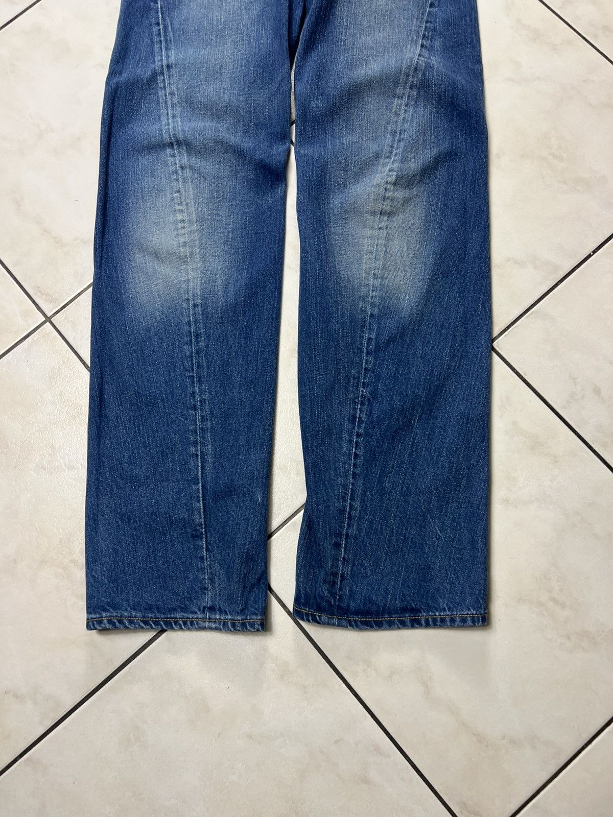 Levi's Vintage Levi’s engineered jeans asymmetrical y2k baggy pants Size US 28 / EU 44 - 5 Thumbnail