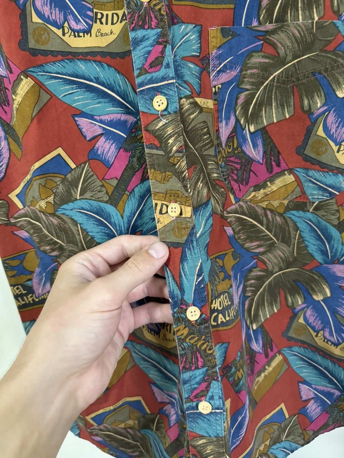 Vintage × Woolrich Woolen Mills Woolrich Vintage 1990s Hotel California Short Sleeve Shirt Size US L / EU 52-54 / 3 - 3 Thumbnail