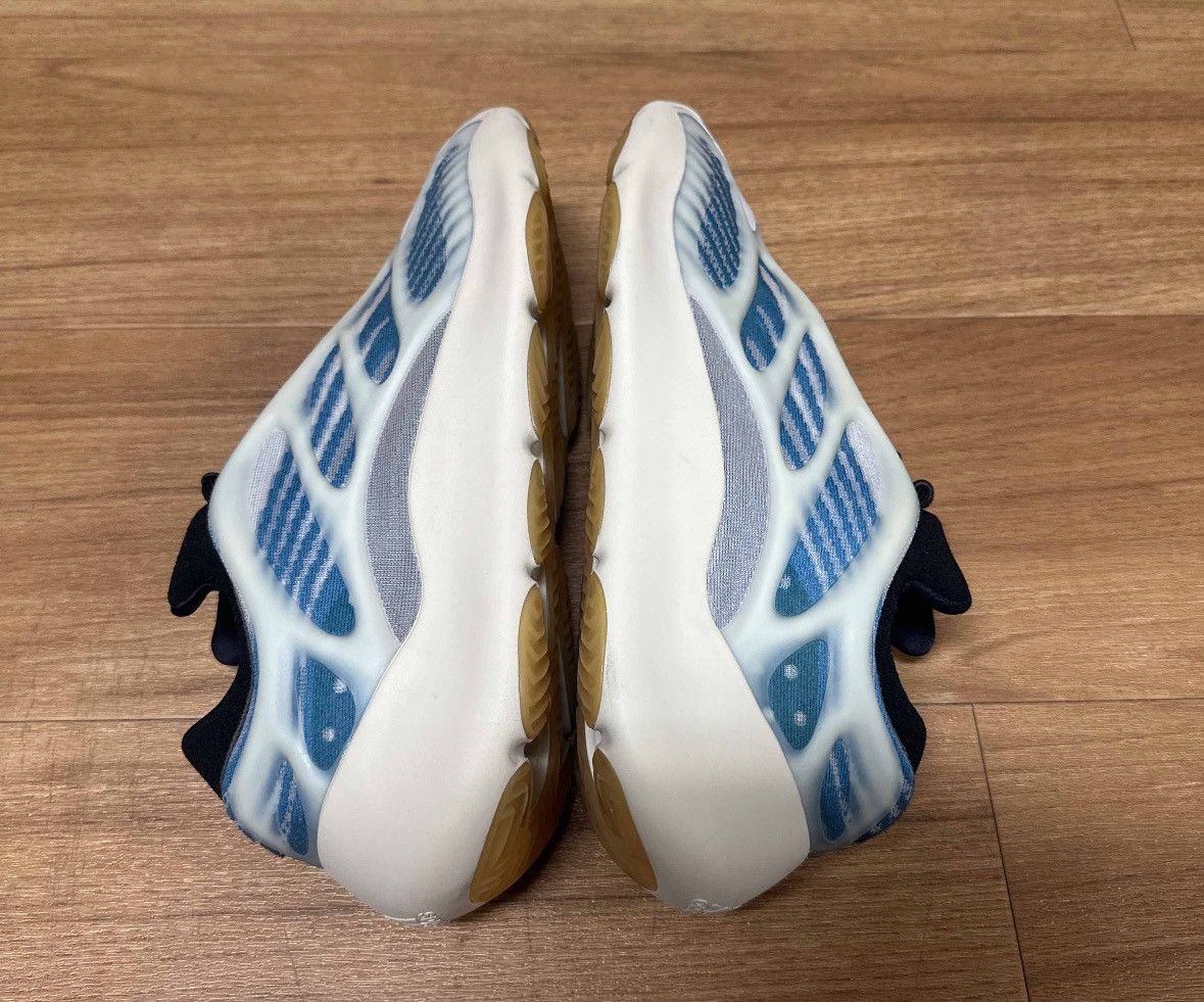 Adidas adidas Yeezy 700 V3 Kyanite Size US 12 / EU 45 - 10 Thumbnail