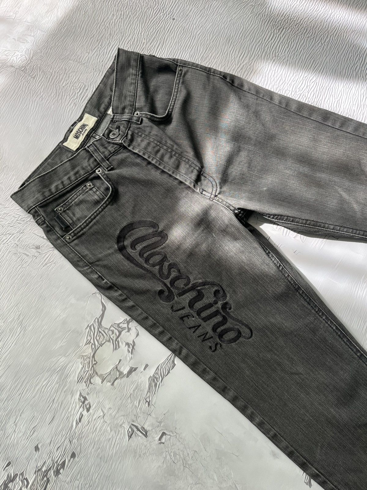 Moschino Moschino Vintage Luxury Jeans Denim Art Logo Gray Size US 28 / EU 44 - 3 Thumbnail
