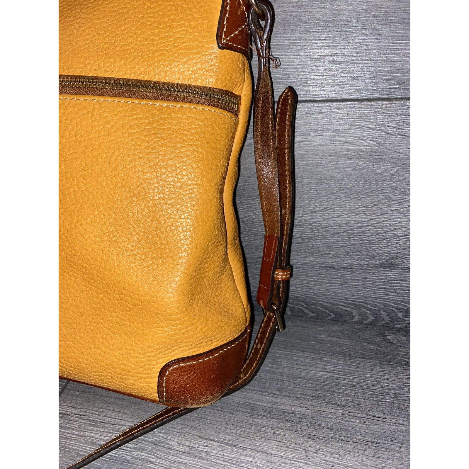 Dooney & Bourke Dooney & Bourke Pebble Leather Crossbody bag marigol A260501 Size ONE SIZE - 3 Thumbnail