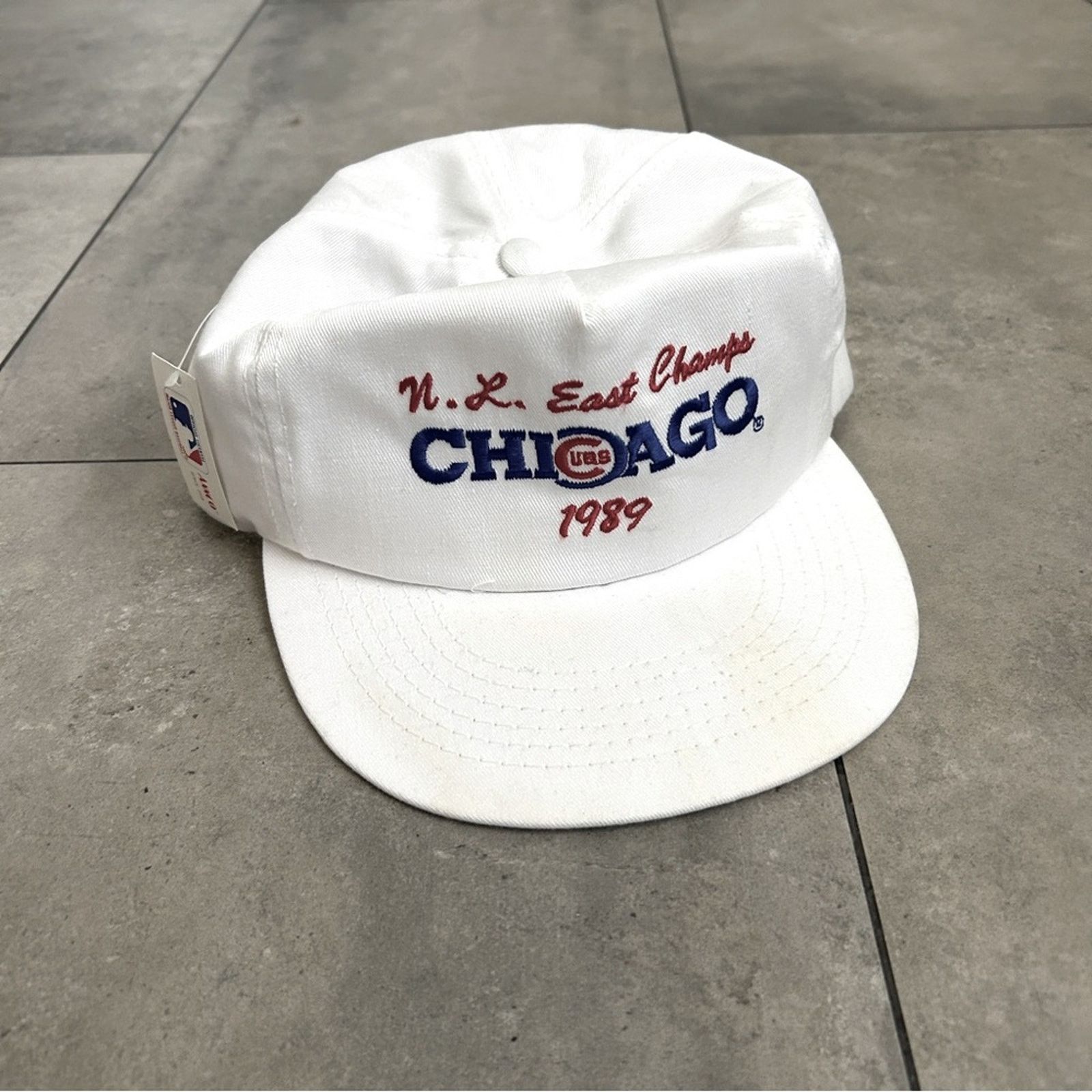 MLB NEW 1989 vintage Chicago cubs N.L. East champs baseball hat Size ONE SIZE - 1 Thumbnail