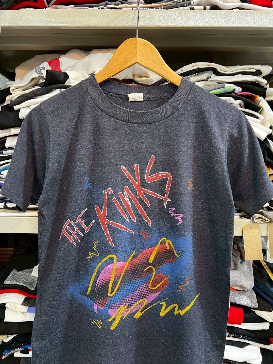Band Tees The Kinks 1985‘s Size US M / EU 48-50 / 2 - 2 Thumbnail