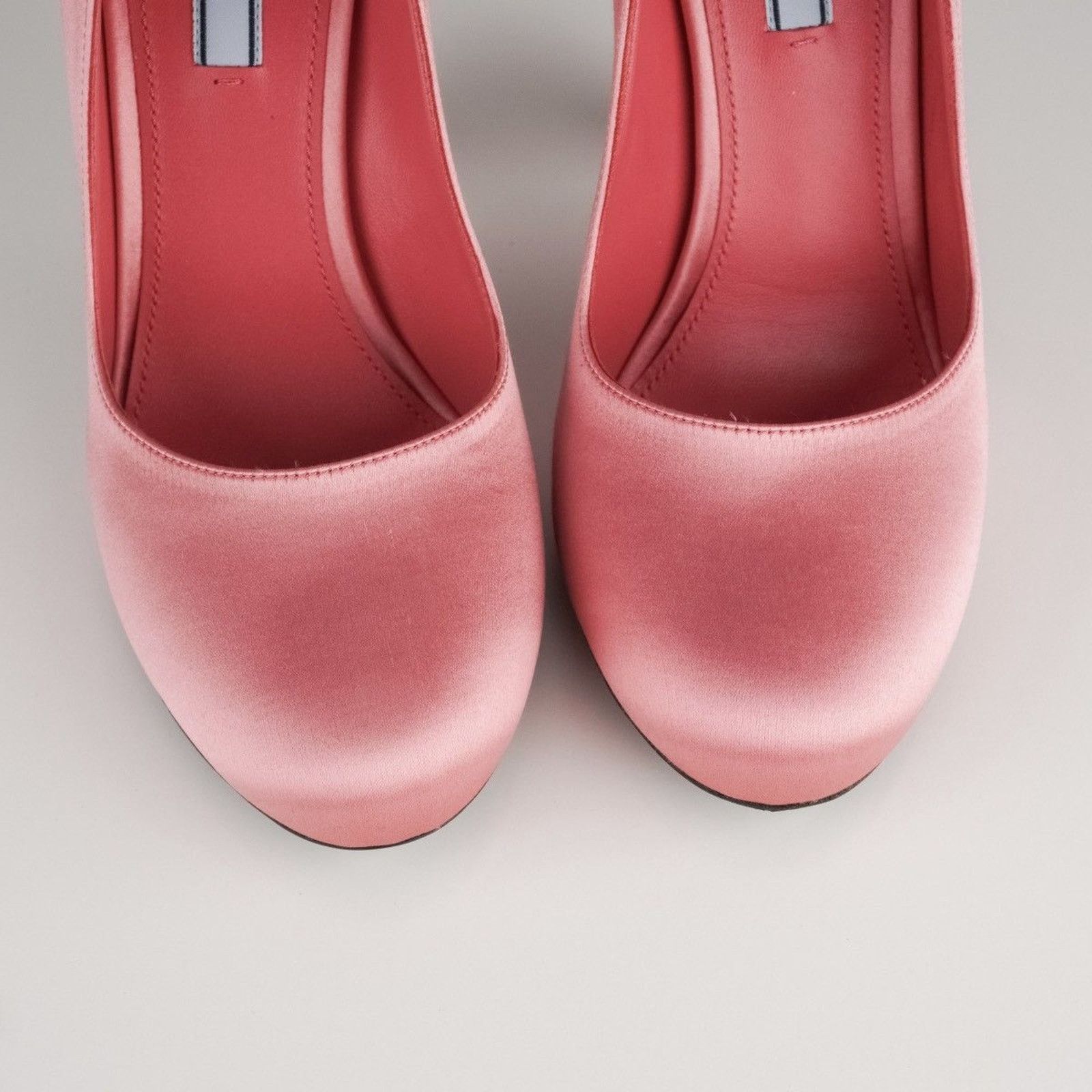 Prada Iconic prada satin pink silver logo metal bolt heels Size US 8.5 / IT 38.5 - 7 Thumbnail