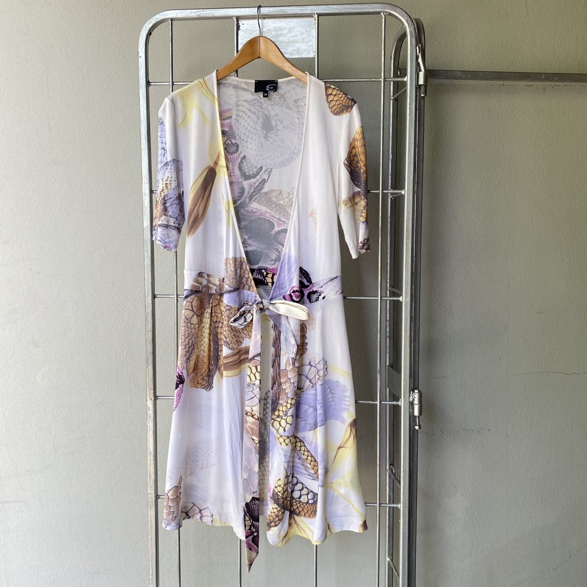 Just Cavalli Just Cavalli White Botanical Wrap Dress Size XS / US 0-2 / IT 36-38 - 3 Thumbnail