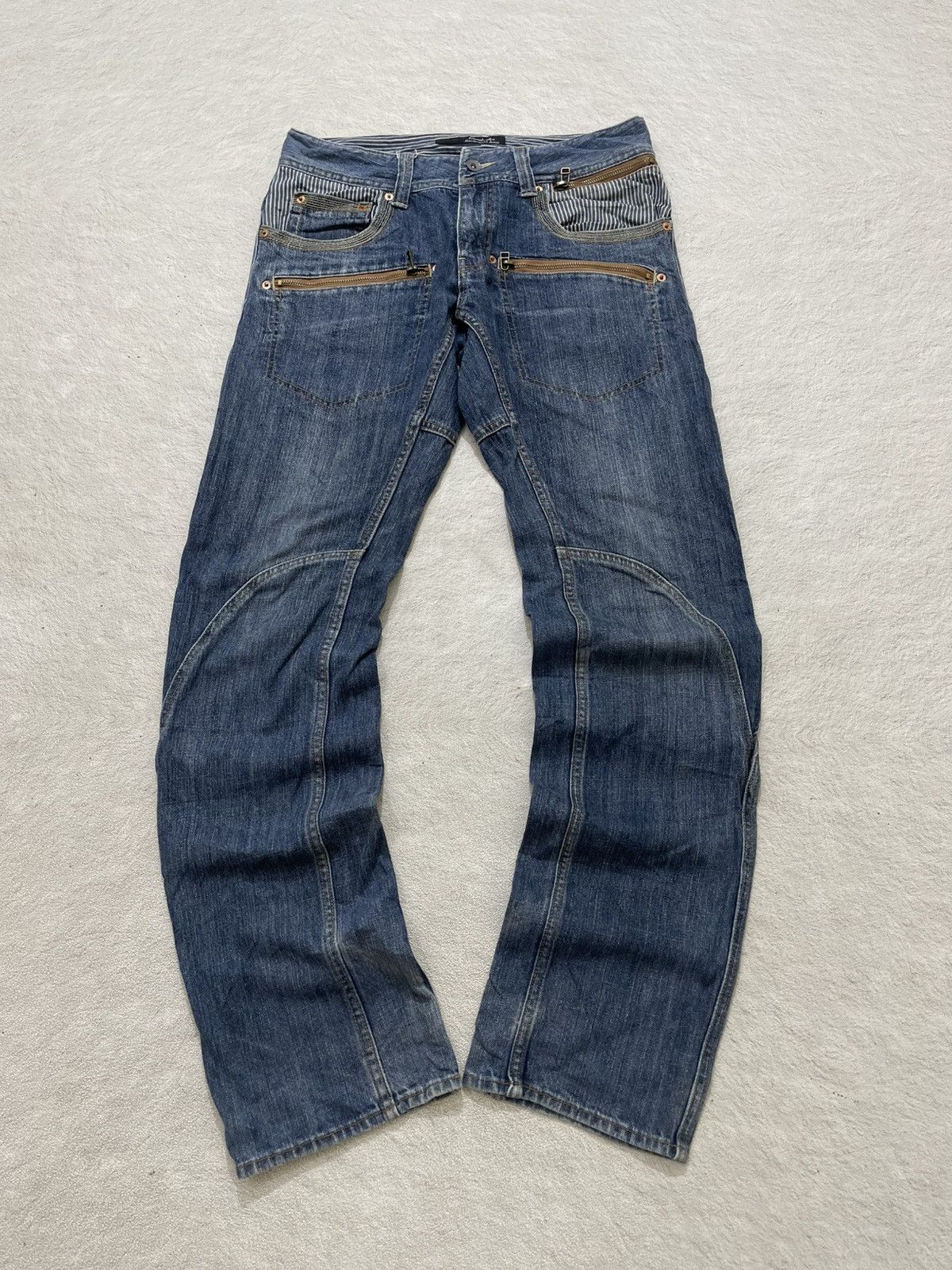 Le Grande Bleu (L.G.B.) 2000s Dominate Designer Denim Washed Y2K Ifsix LGB number 9 Size US 30 / EU 46 - 1 Thumbnail