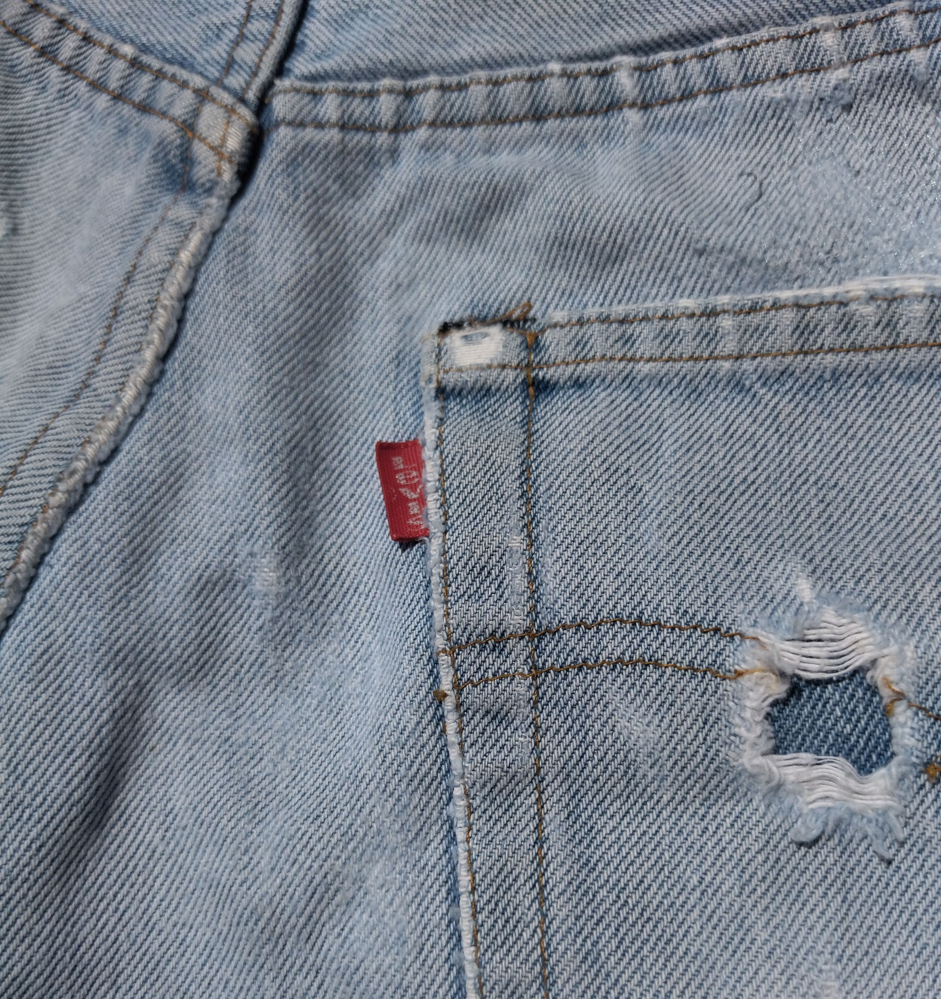 Levi's Vintage Levis 501 Distressed 70s and 80s made in USA size 28 Size 28" / US 6 / IT 42 - 17 Thumbnail