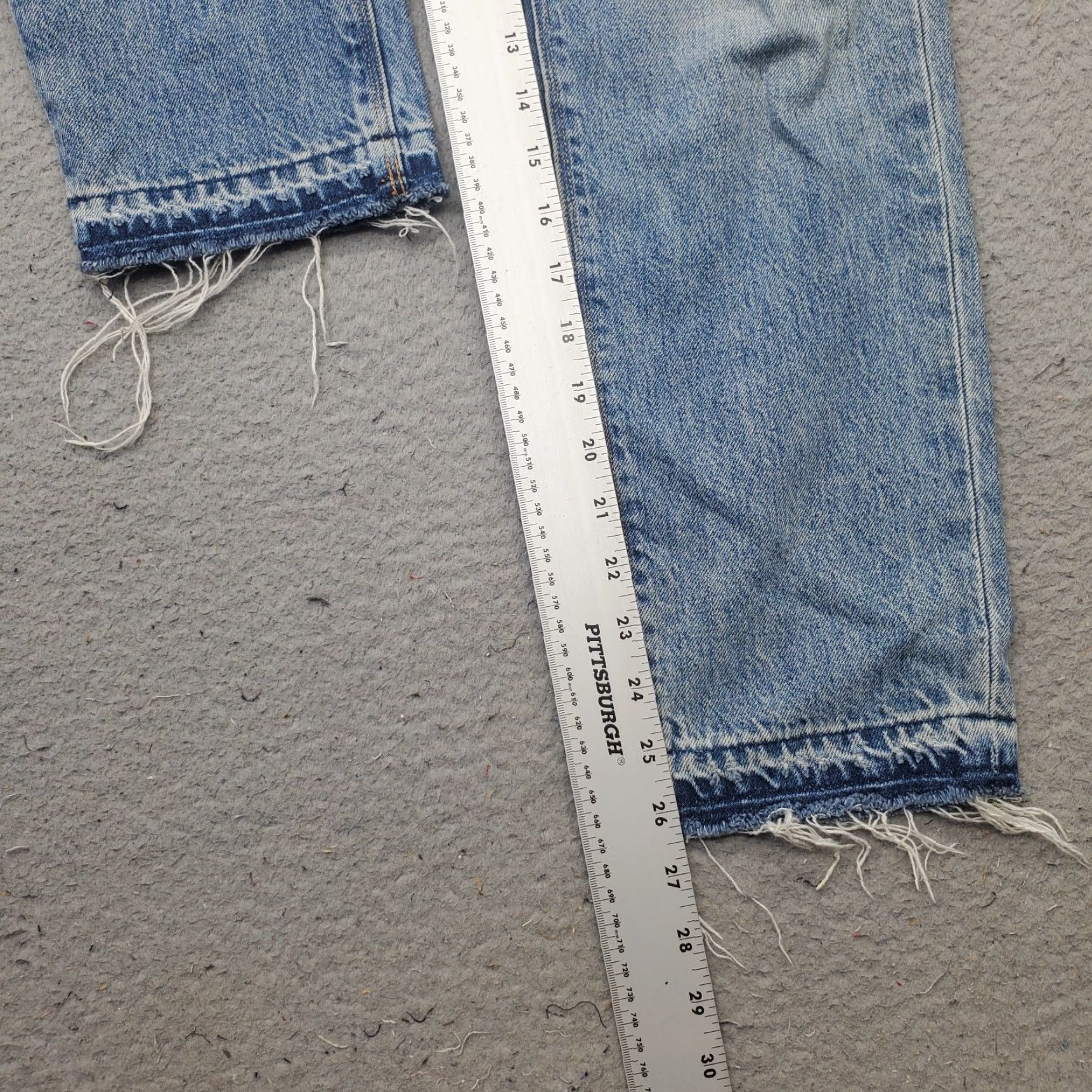 Hudson Hudson Womens Jeans 24 Blue Denim Distressed High Waist Boyfriend 5-Pocket 100% Cotton Regular Mens Womens Girls Size 42" / US 20 - 4 Thumbnail