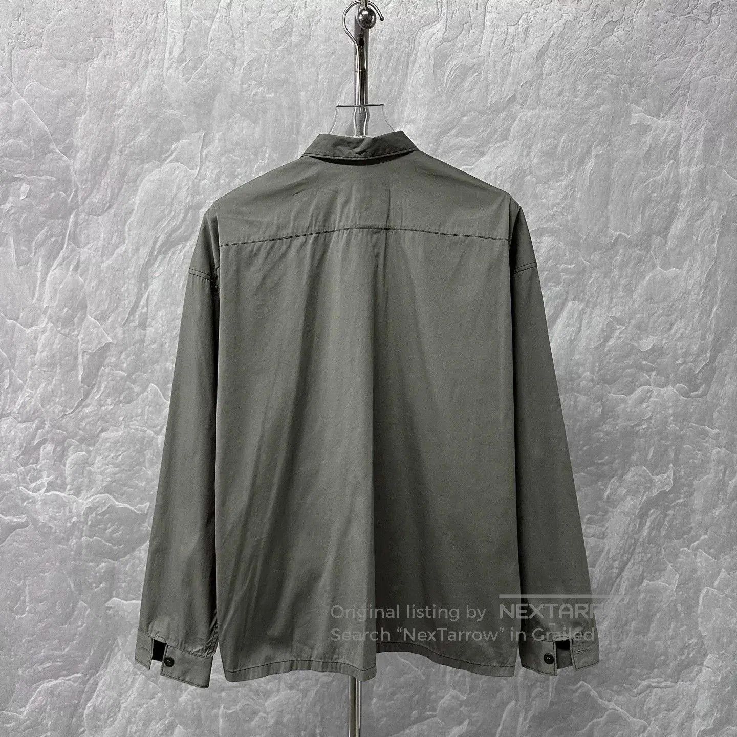 Prada prada triangle patch zip-up shirt jacket. Size US M / EU 48-50 / 2 - 4 Thumbnail