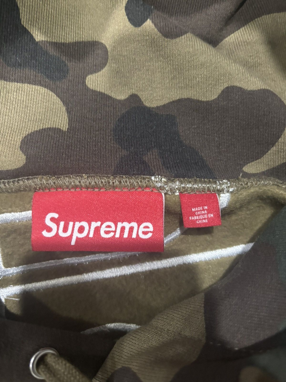 Supreme supreme satin applique hoodie camo SS26 Size US XL / EU 56 / 4 - 3 Thumbnail