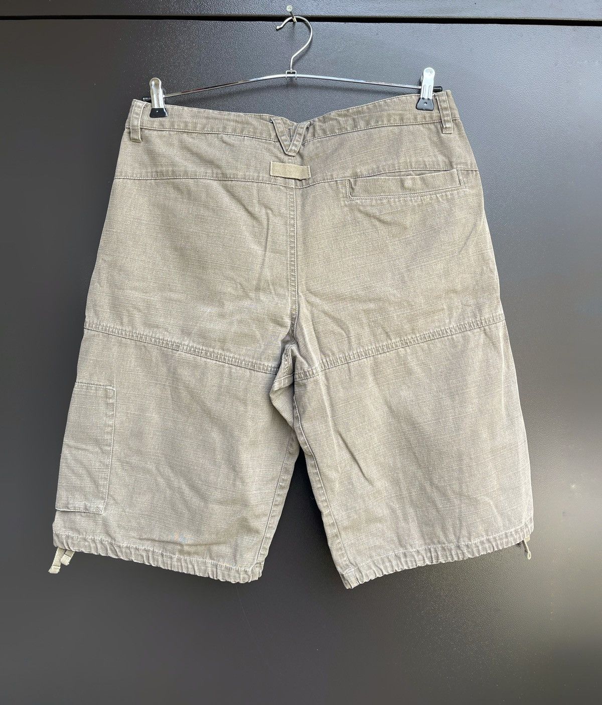 Vintage Nike Cargo Utility Shorts Mens Size L Olive Cotton Pockets Size US 34 / EU 50 - 9 Thumbnail