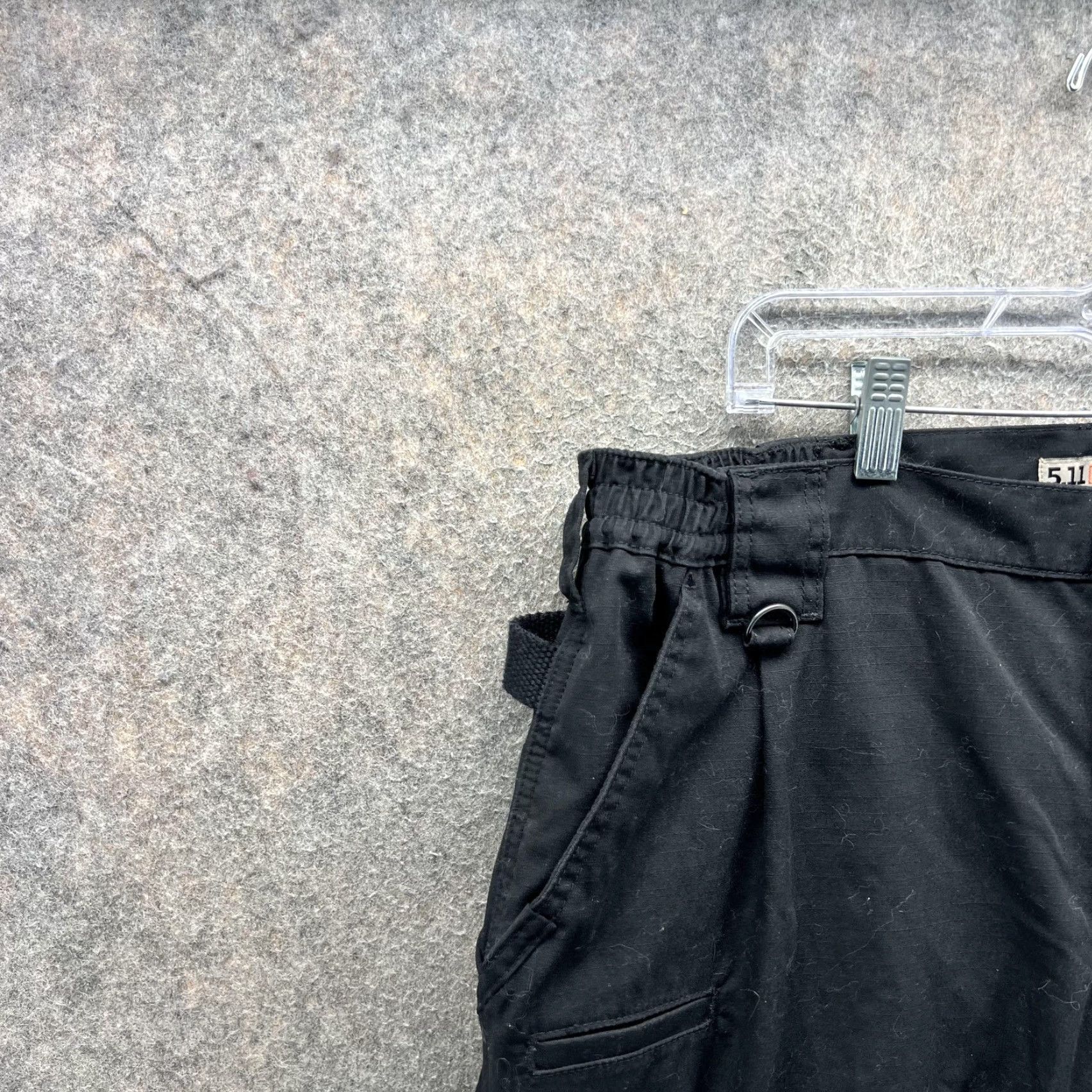 Vintage 5.11 Tactical Cargo Pants Mens 40x32 Black Elastic Workwear Pockets Slim Straight Leg Hat? (Note: This line seems off) Size US 40 / EU 56 - 7 Thumbnail
