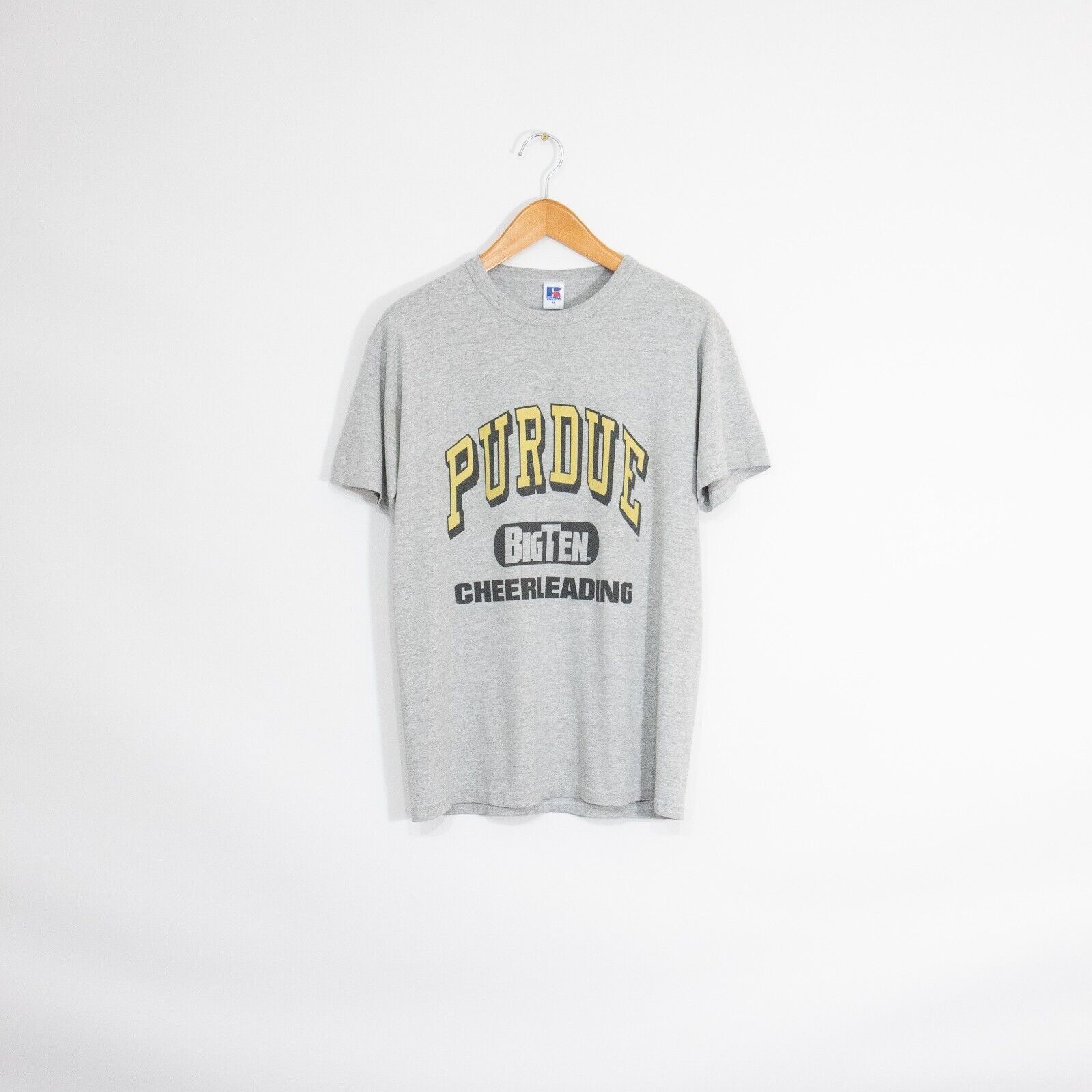 Vintage Vintage 90s T Shirt M Purdue Big Ten Cheerleaders Collegiate Size US M / EU 48-50 / 2 - 1 Thumbnail
