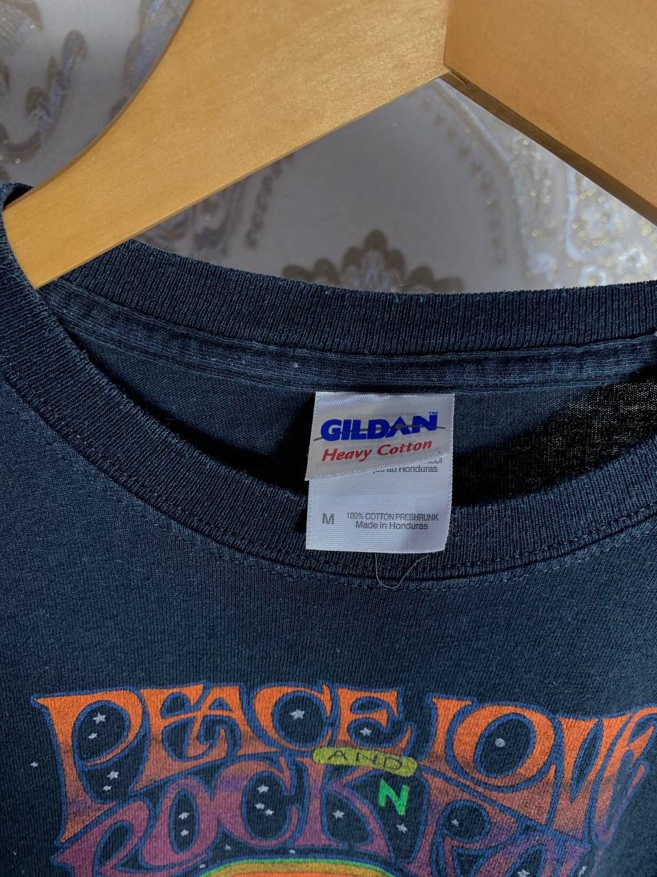 Vintage VERY RARE PEACE LOVE AND ROCK N ROLL DESIGNER T-SHIRT 90s Size US M / EU 48-50 / 2 - 3 Thumbnail