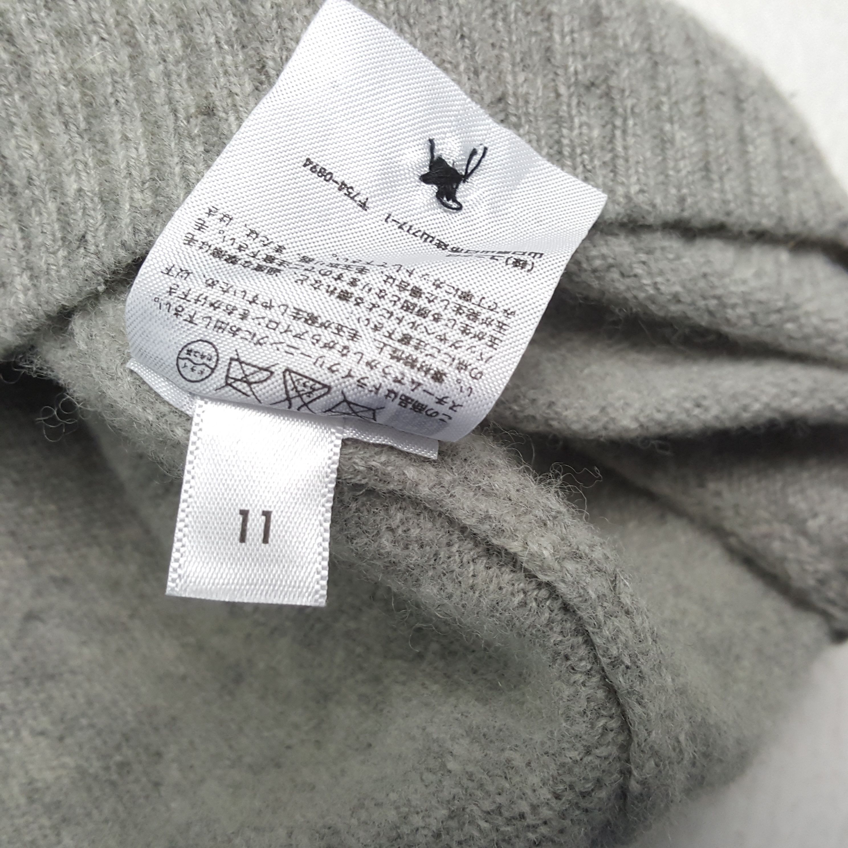 Japanese Brand × Uniqlo UNIQLO x Custom Undercover Logo Design Style Cardigan Size US M / EU 48-50 / 2 - 8 Thumbnail