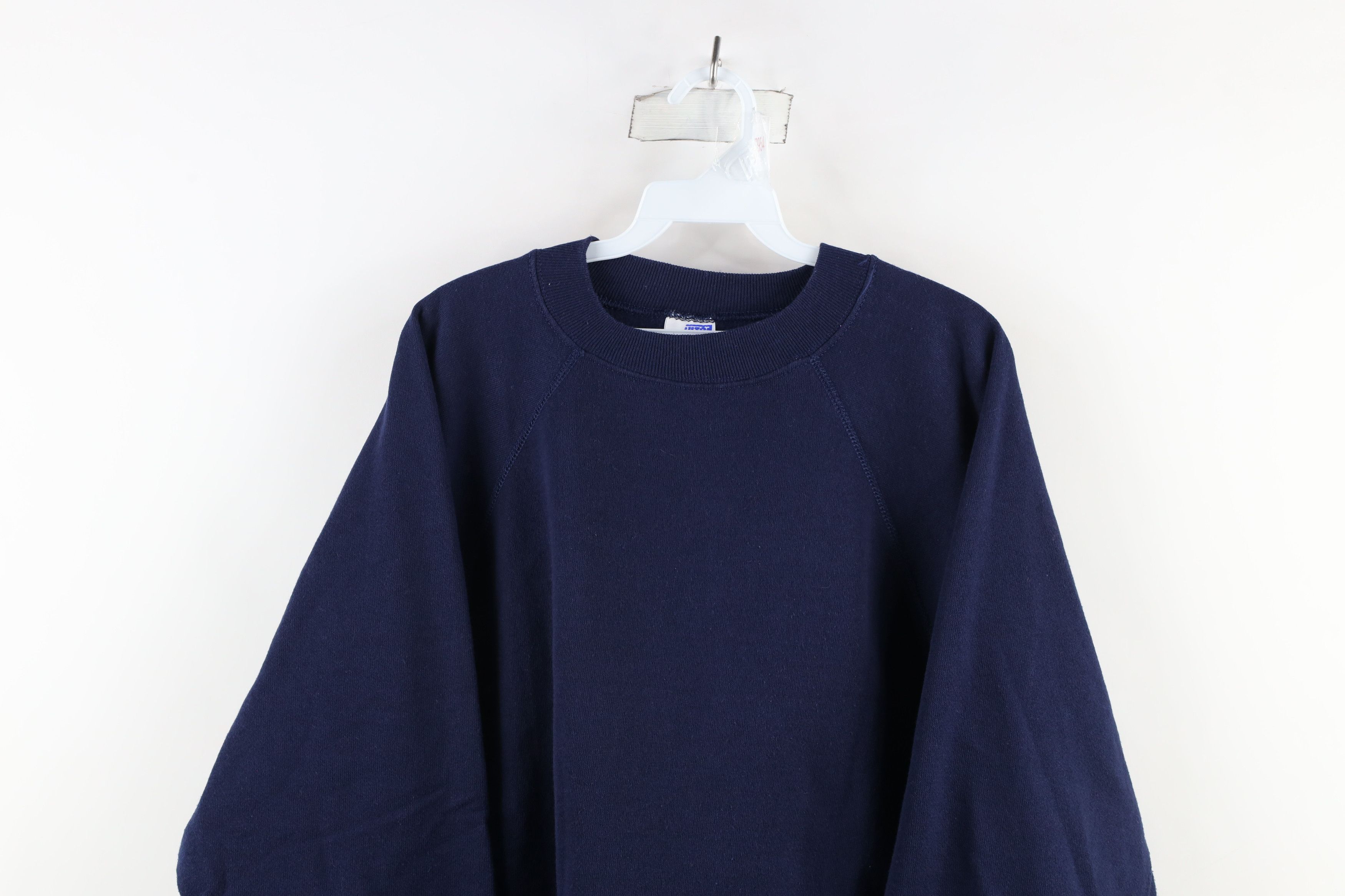 Vintage Vintage 80s Streeetwear Heavyweight Raglan Sweatshirt USA Size US XL / EU 56 / 4 - 2 Thumbnail