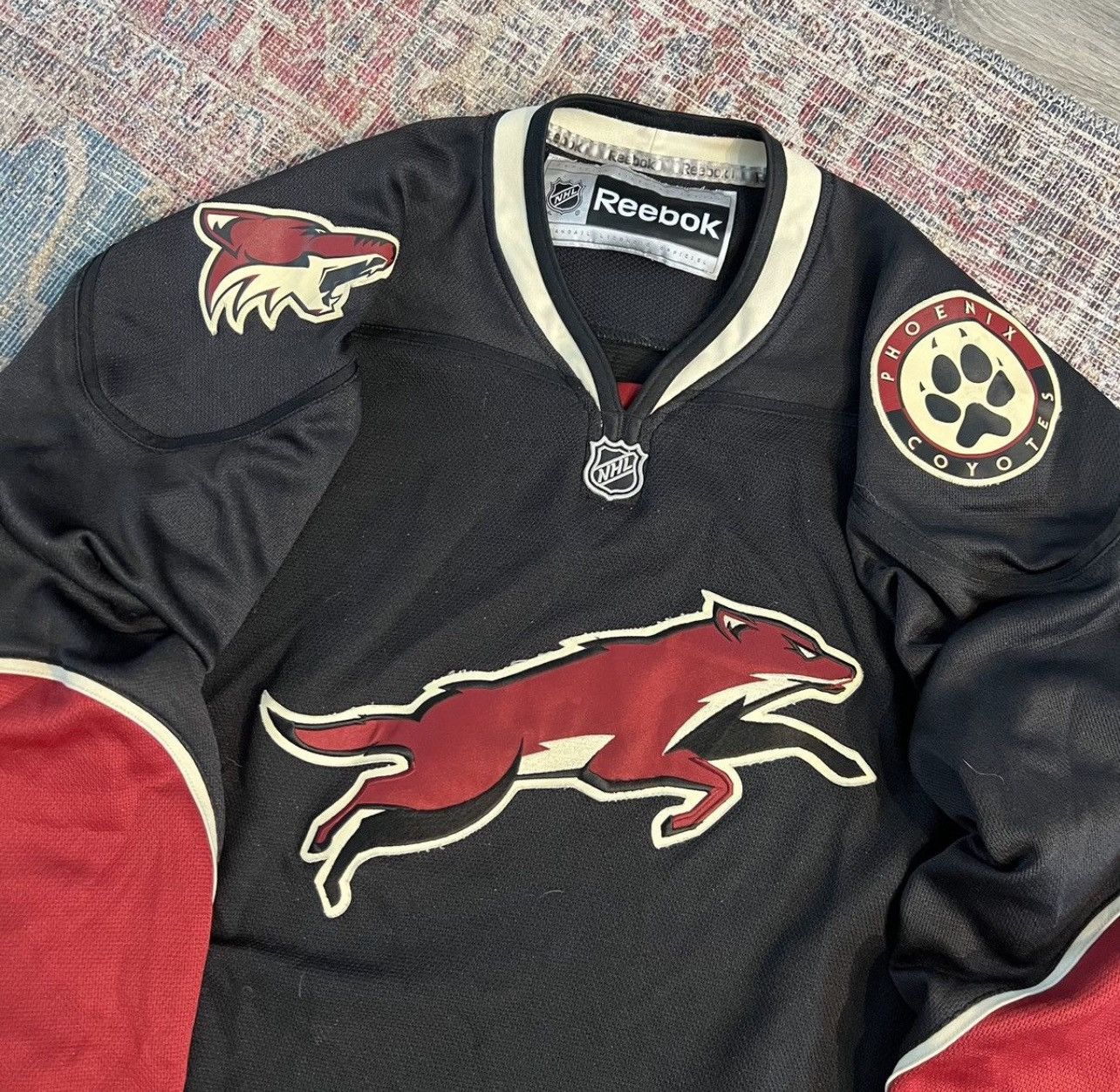 NHL Phoenix coyotes Alternate hockey jersey 2011 Size US L / EU 52-54 / 3 - 2 Thumbnail