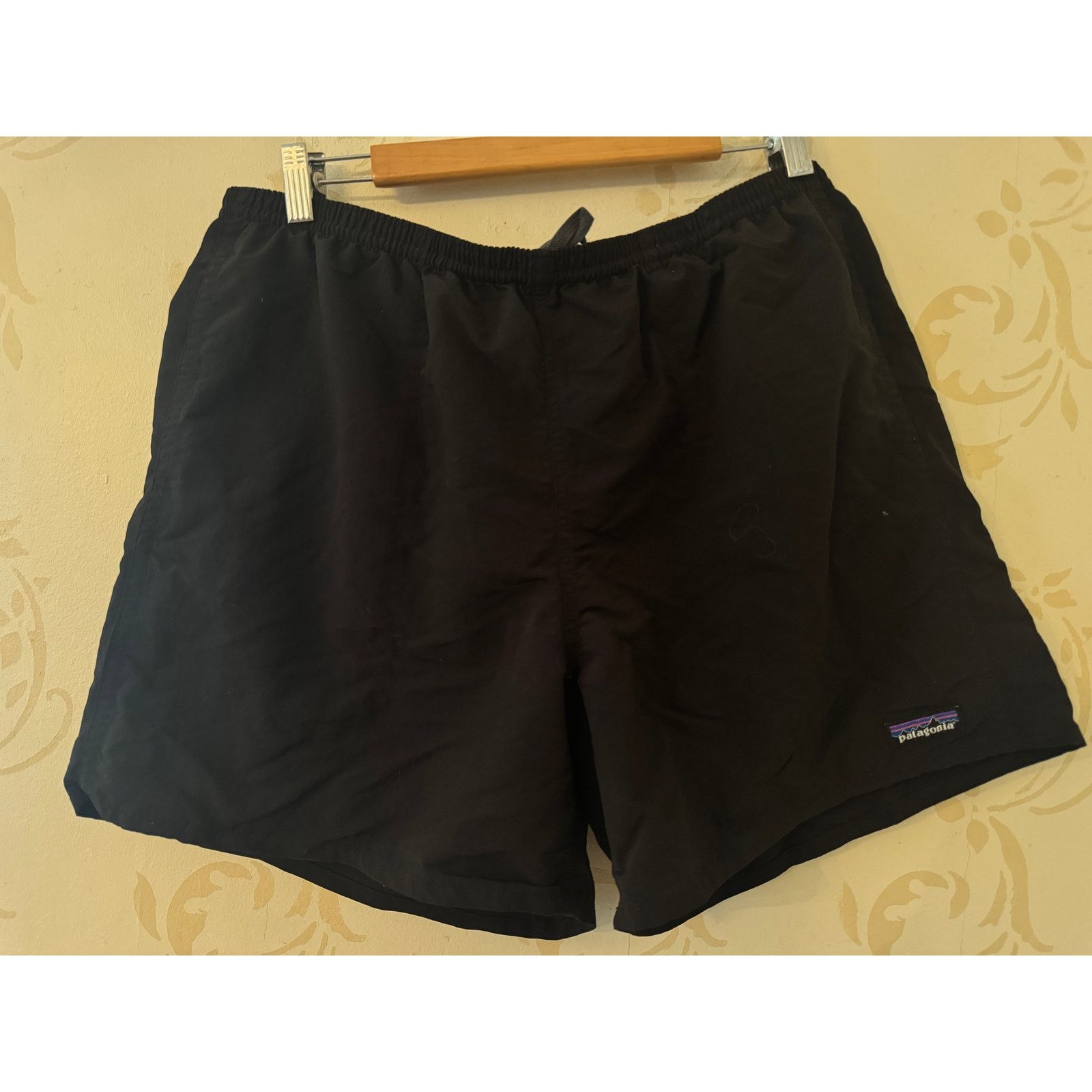 Patagonia Men's Size XL Patagonia Black Swim Trunks Size US 36 / EU 52 - 1 Thumbnail