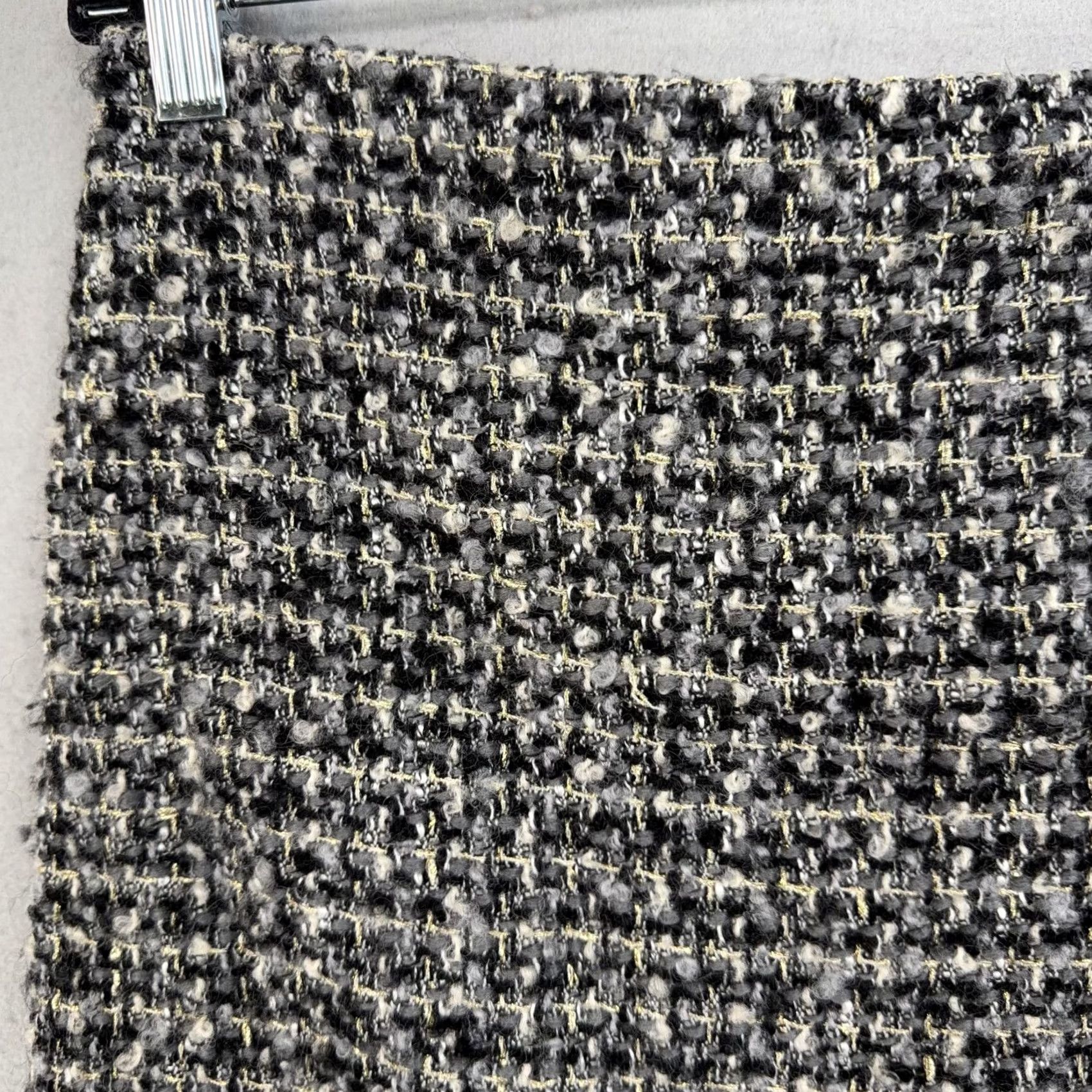 J.Crew J.Crew Skirt Womens 6 Gray Boucle Tweed Mini Pencil Lined Winter Office Size 28" / US 6 / IT 42 - 2 Thumbnail
