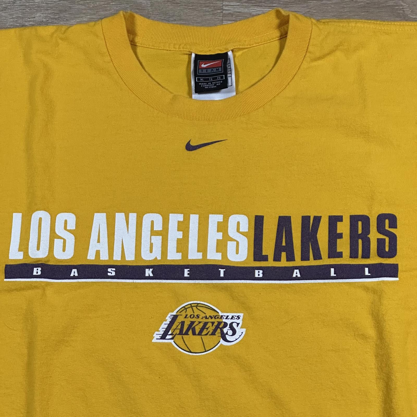 Nike Nike Mens T-shirt XL Yellow Los Angeles Lakers Basketball Size US XL / EU 56 / 4 - 3 Thumbnail