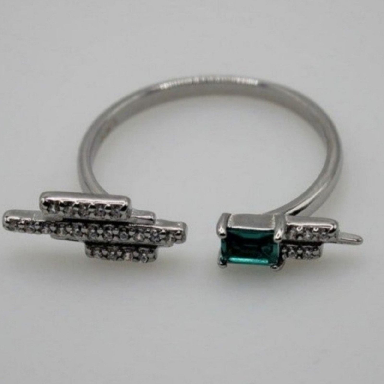 Other Gemstone Emerald Cut Topaz Open Adjustable Green OS NWT Size ONE SIZE - 8 Thumbnail