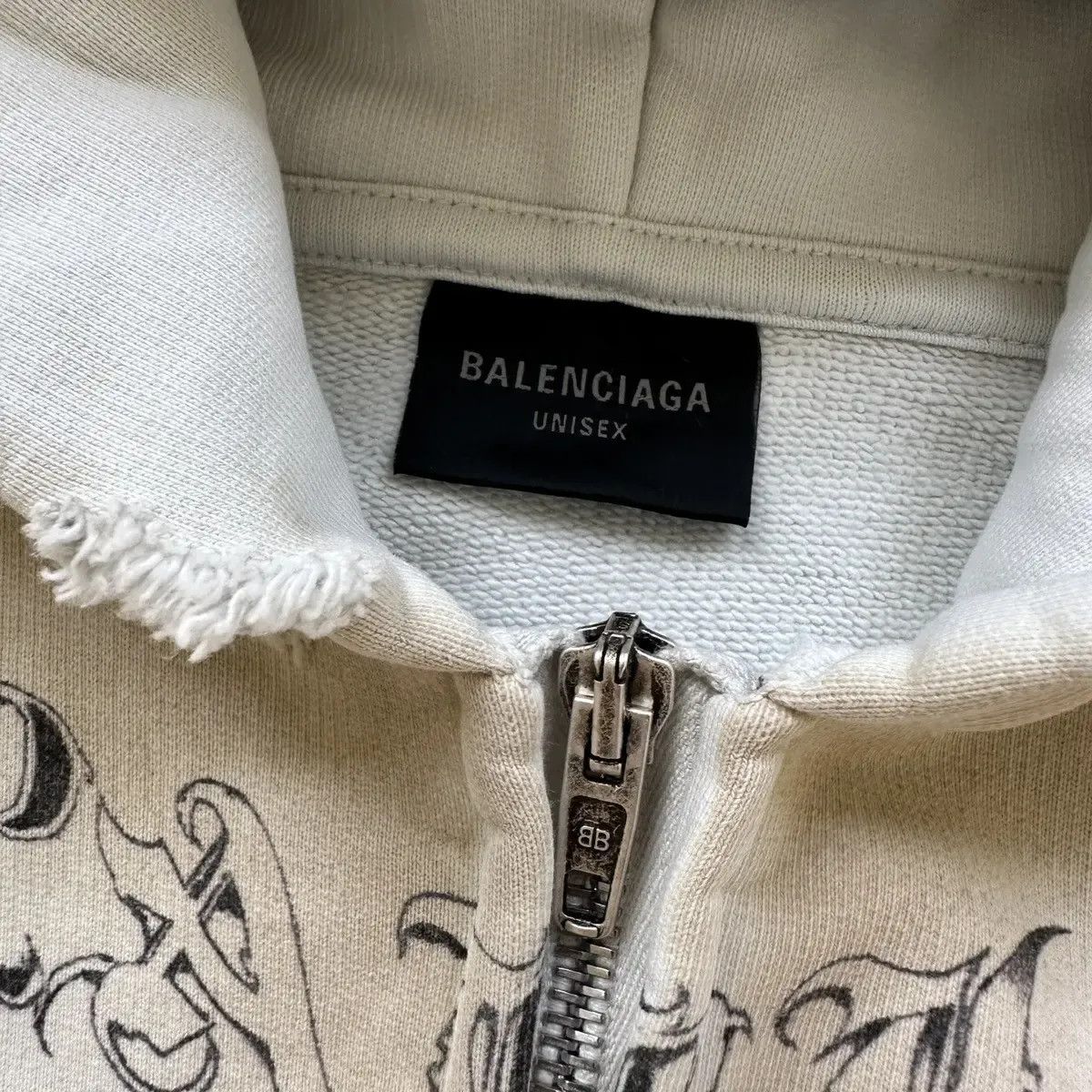 Balenciaga SS24 TATTOO ZIPUP HOODIE Size US M / EU 48-50 / 2 - 3 Thumbnail