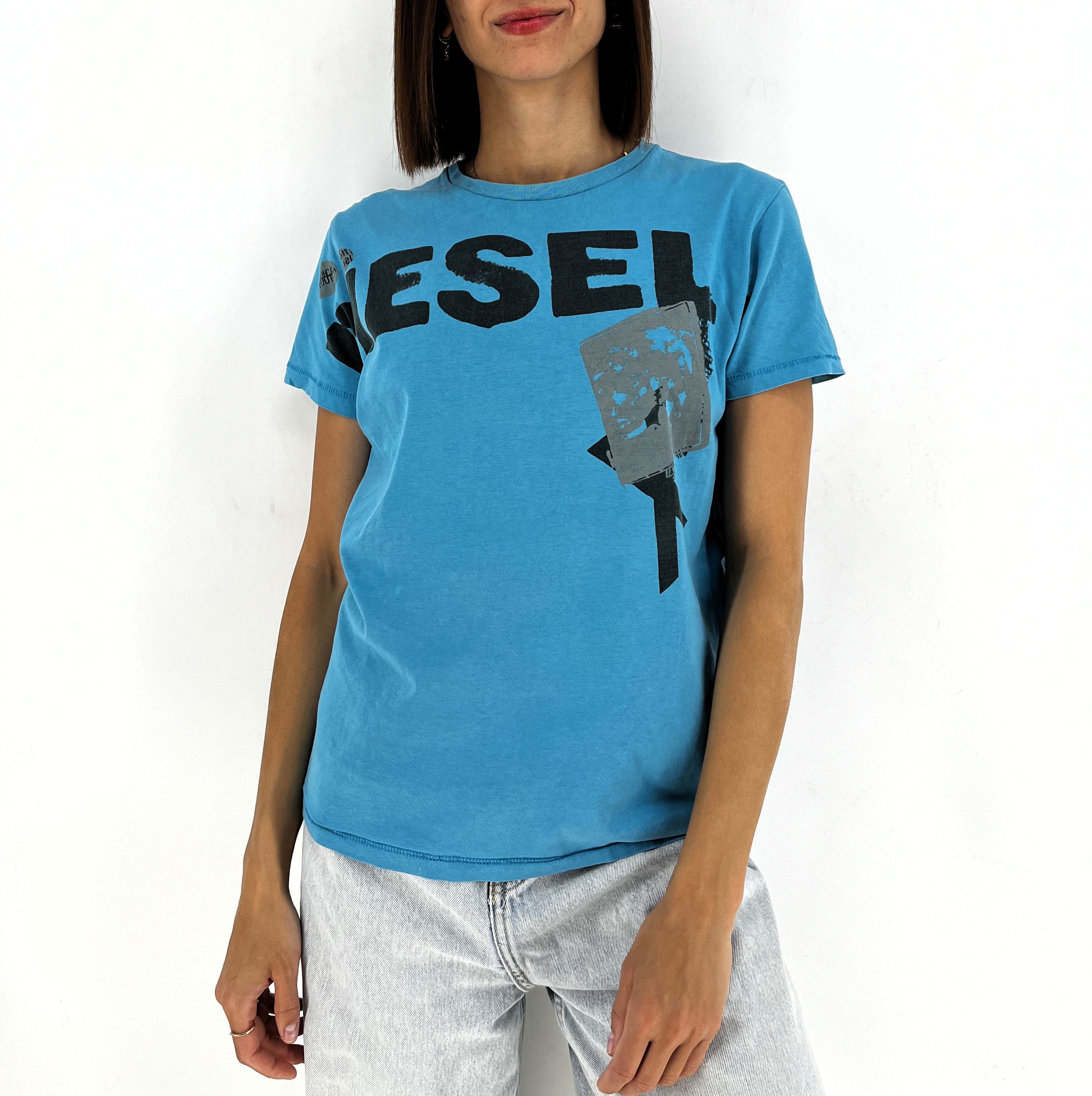 Other Vintage Diesel Japanese Y2K Style Tee Casual Streetwear 90s Size M / US 6-8 / IT 42-44 - 5 Thumbnail