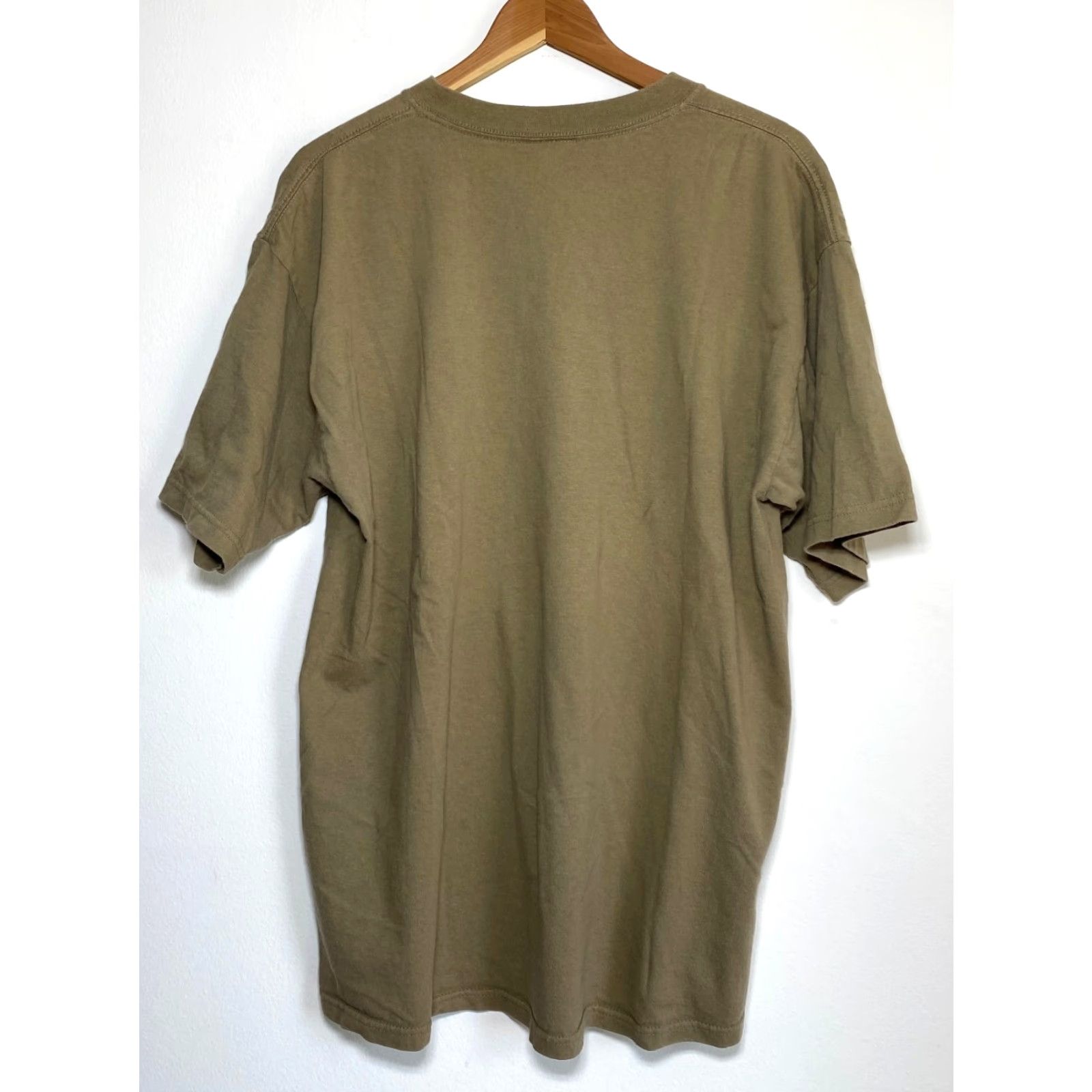 Disney VINTAGE Walt Disney World T-Shirt Grumpy Sz L Adult Unisex Khaki Brown 90s Cartoon Mens Size US L / EU 52-54 / 3 - 2 Thumbnail