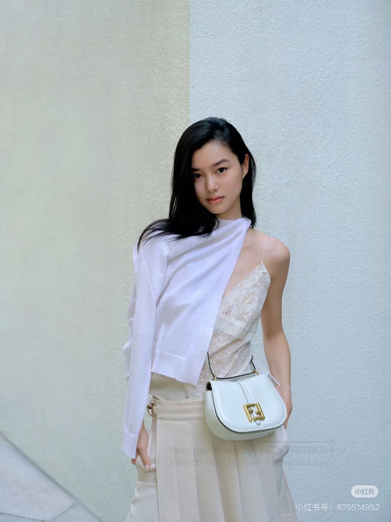Fendi Fendi C'mon Mini Handbag. Size ONE SIZE - 7 Thumbnail