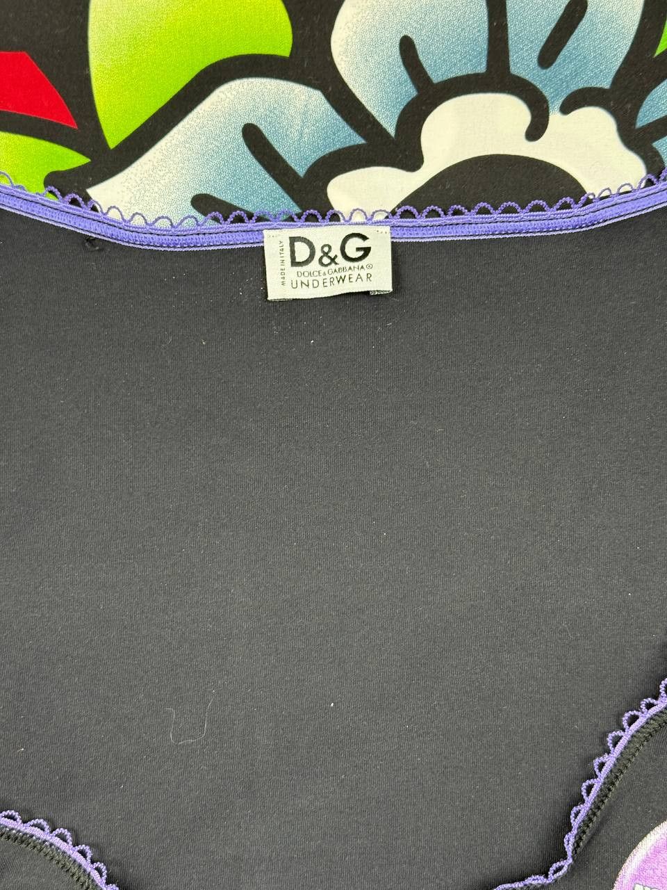 Dolce & Gabbana Dolce&Gabbana Luxury Non confirmist small logoT-shirt size M Size M / US 6-8 / IT 42-44 - 3 Thumbnail