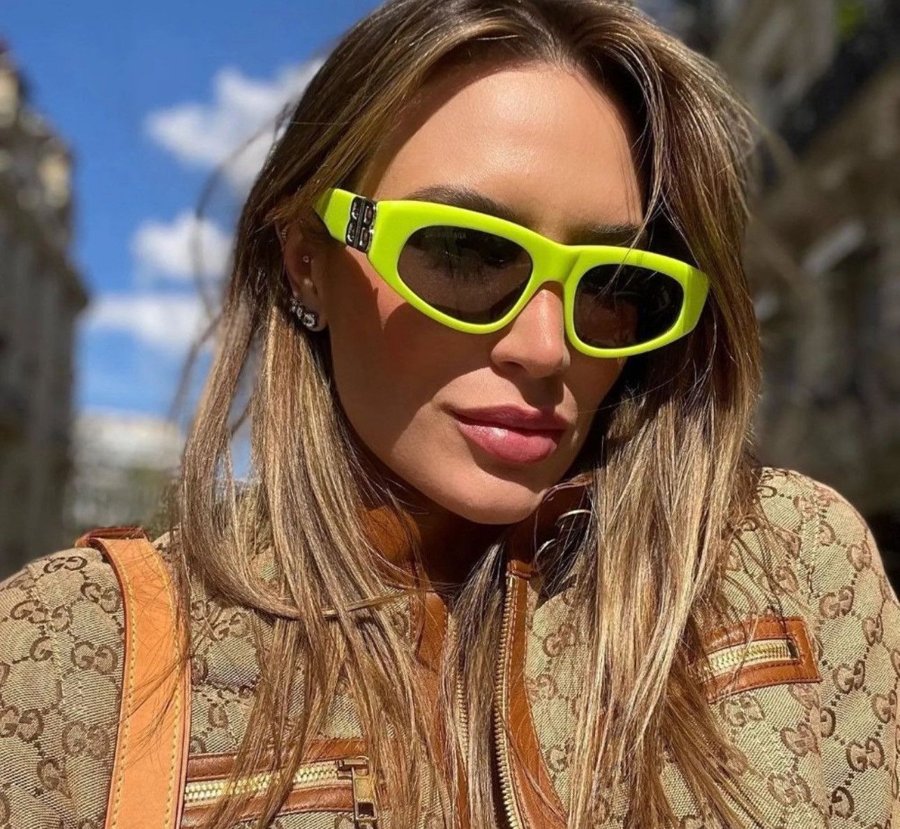 サングラス BALENCIAGA Woman Sunglasses Yellow BB0095S 007 BALENCIAGA NEW BALENCIAGA BB0095S 007 GEOMETRIC YELLOW WOMEN