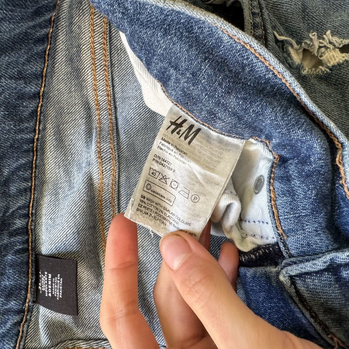 H&M H&M Ripped Skinny Jeans Size US 32 / EU 48 - 6 Thumbnail