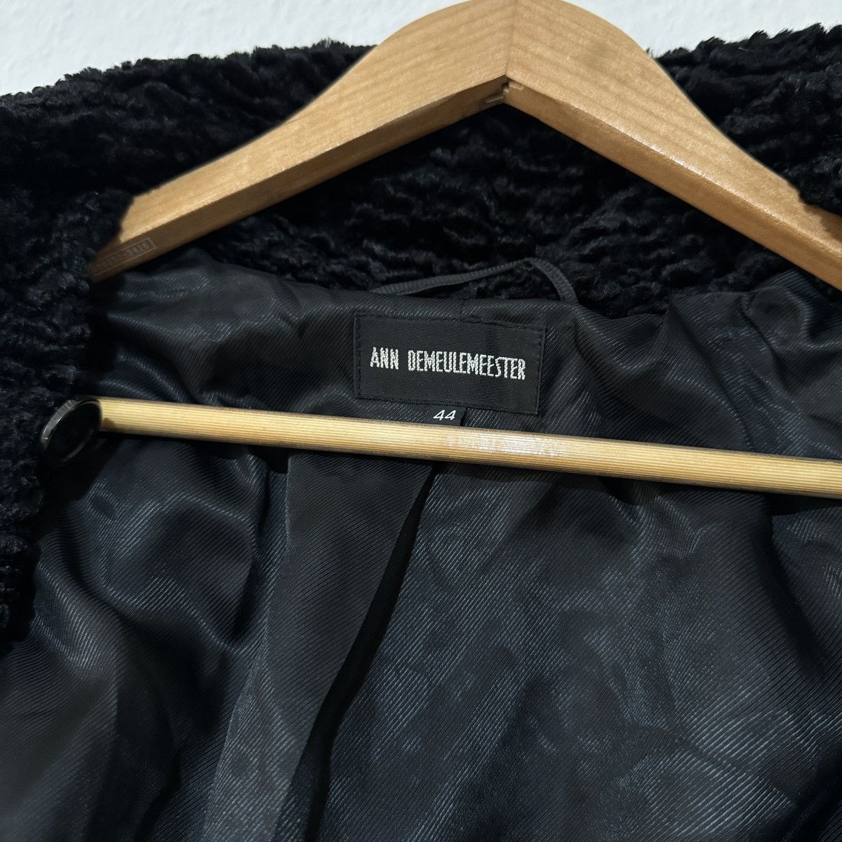 Ann Demeulemeester × Designer 2000s ANN DEMEULEMEESTER BLACK LAMB SHEARLING BELTED COAT Size M / US 6-8 / IT 42-44 - 14 Thumbnail