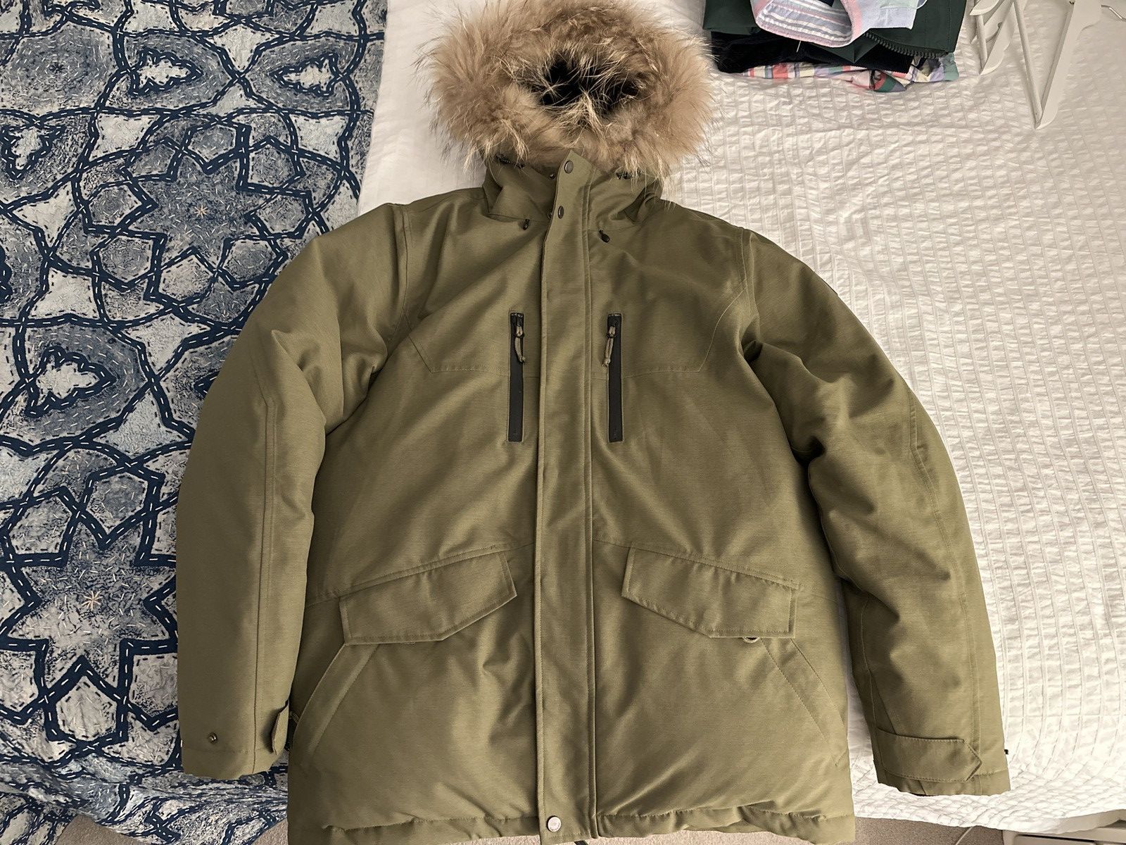 image of Cintamani Icelandic Coat in Green, Men's (Size Small)