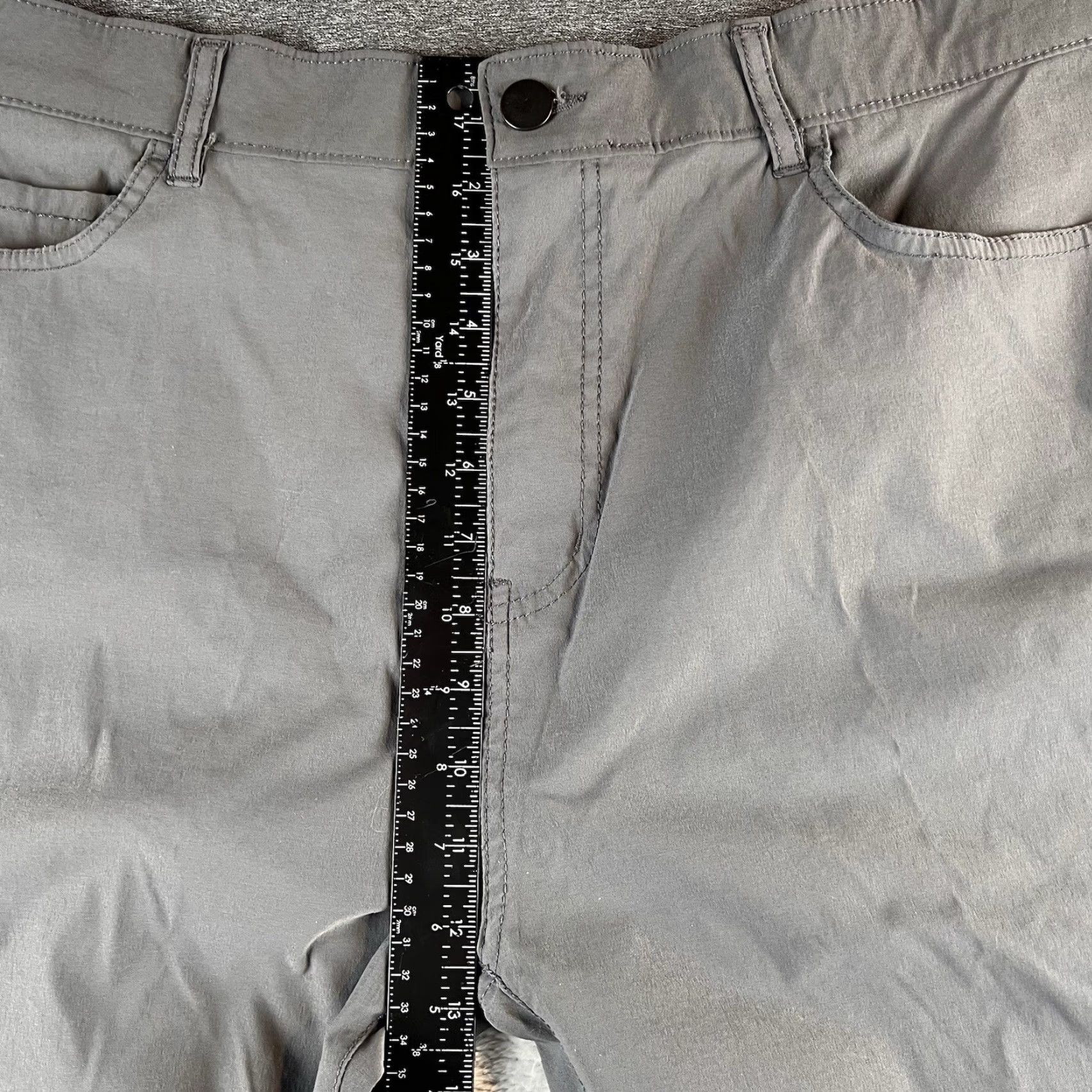 Vintage Denali Pants Mens 38x30 Gray Straight Fit Hiking Travel Stretch Athleisure Size US 38 / EU 54 - 5 Thumbnail