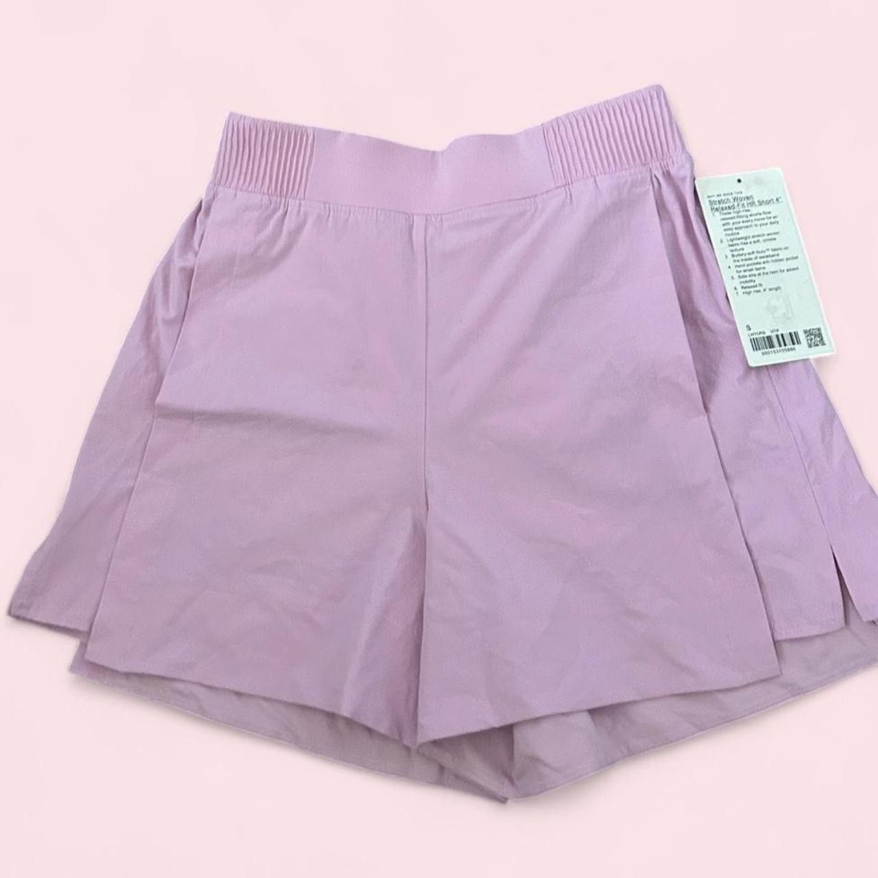 Lululemon NWT Lulu 4in shorts size Small Size 27" / US 4 / IT 40 - 1 Thumbnail