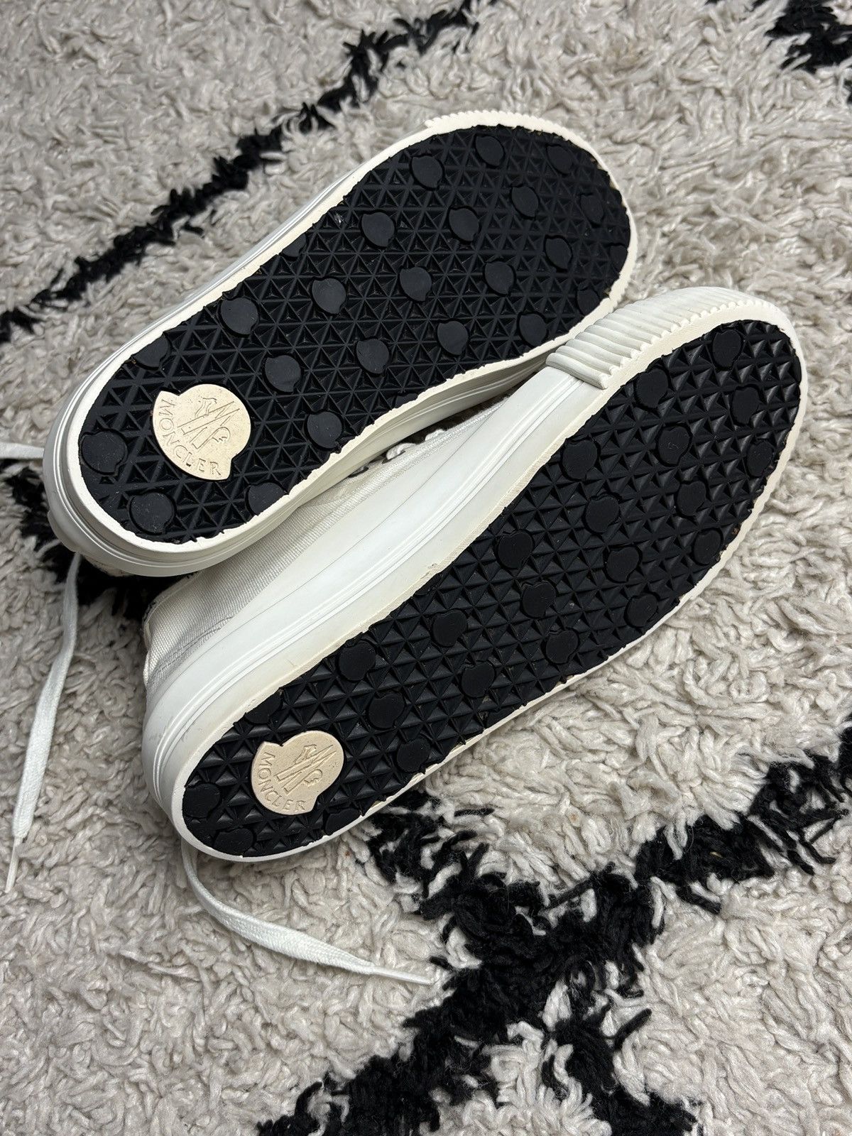 Moncler Moncler Lissex High Top Sneakers Shoes Vintage Size US 7 / IT 37 - 13 Thumbnail