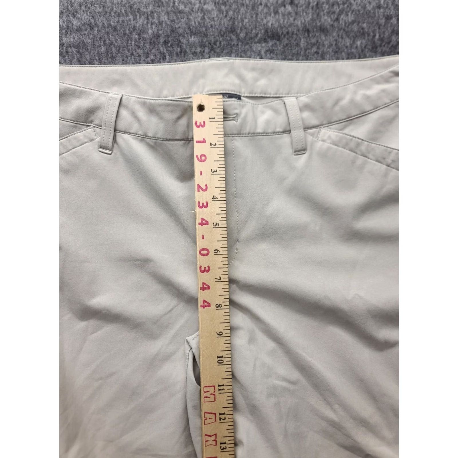 Eddie Bauer Eddie Bauer Travex Capris Womens 16 Regular Fit First Ascent Cargo Hiking Capris Gray Polyester Spandex Size ONE SIZE - 4 Thumbnail