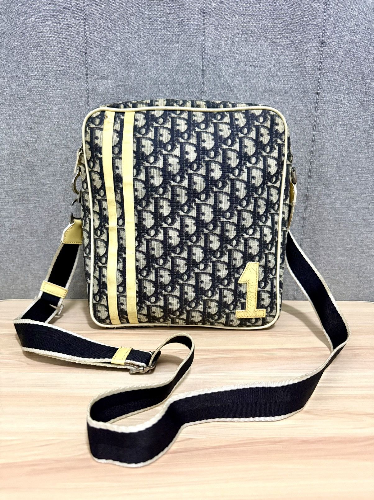 Dior Vintage Christian Dior Monogram adjustable Sling bag Size ONE SIZE - 1 Thumbnail