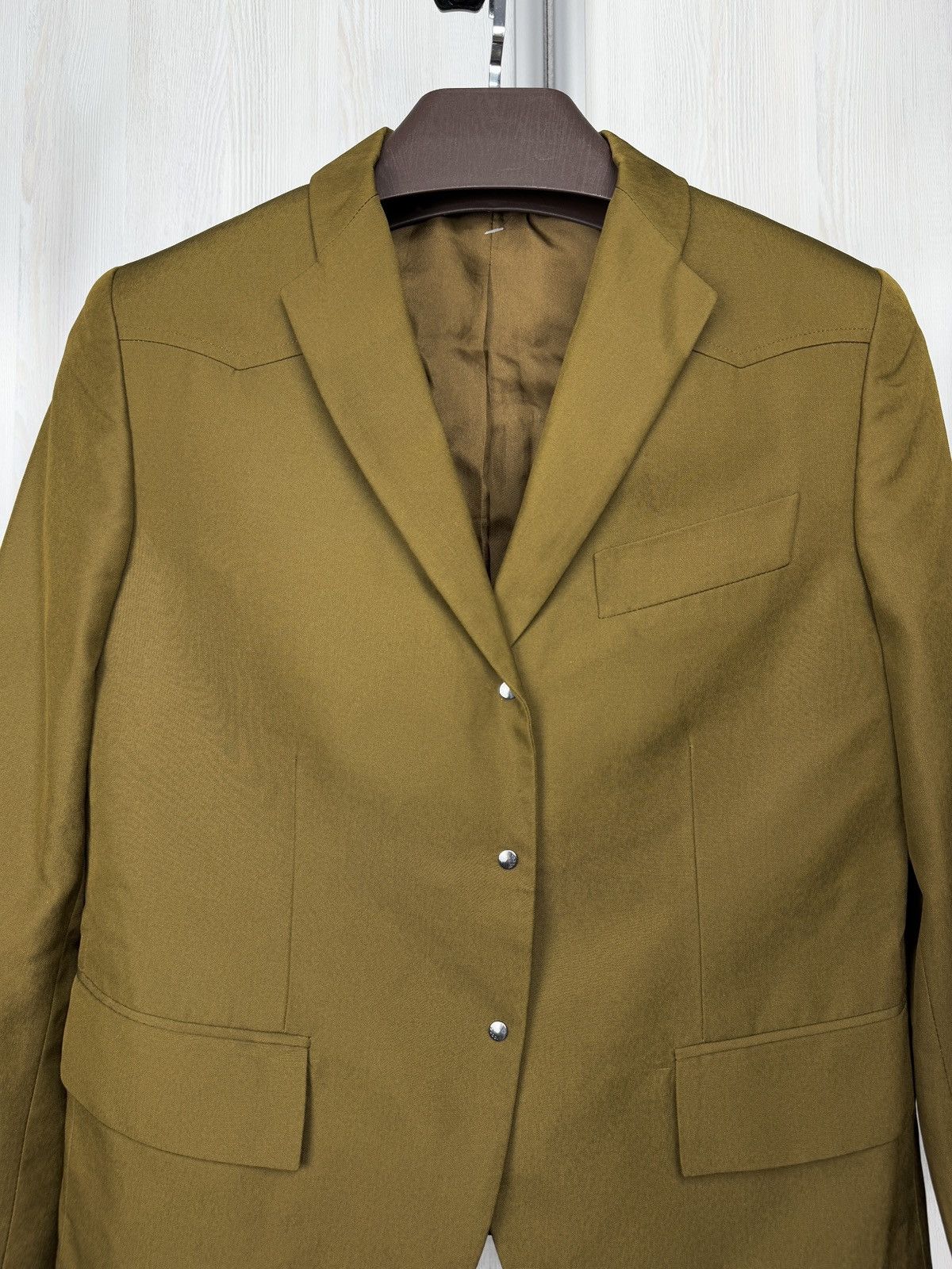 Gucci Gucci x Tom Ford era olive green full silk buttoned blazer Size S / US 4 / IT 40 - 3 Thumbnail