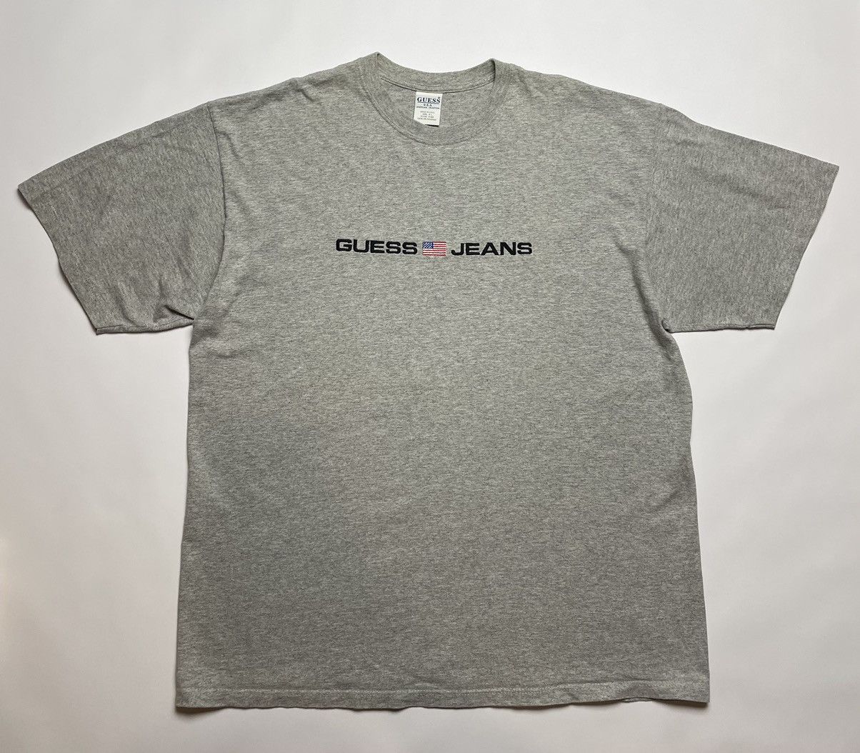 Guess × Vintage Vintage GUESS🇺🇸JEANS embroidered logo t-shirt Size US XL / EU 56 / 4 - 1 Thumbnail