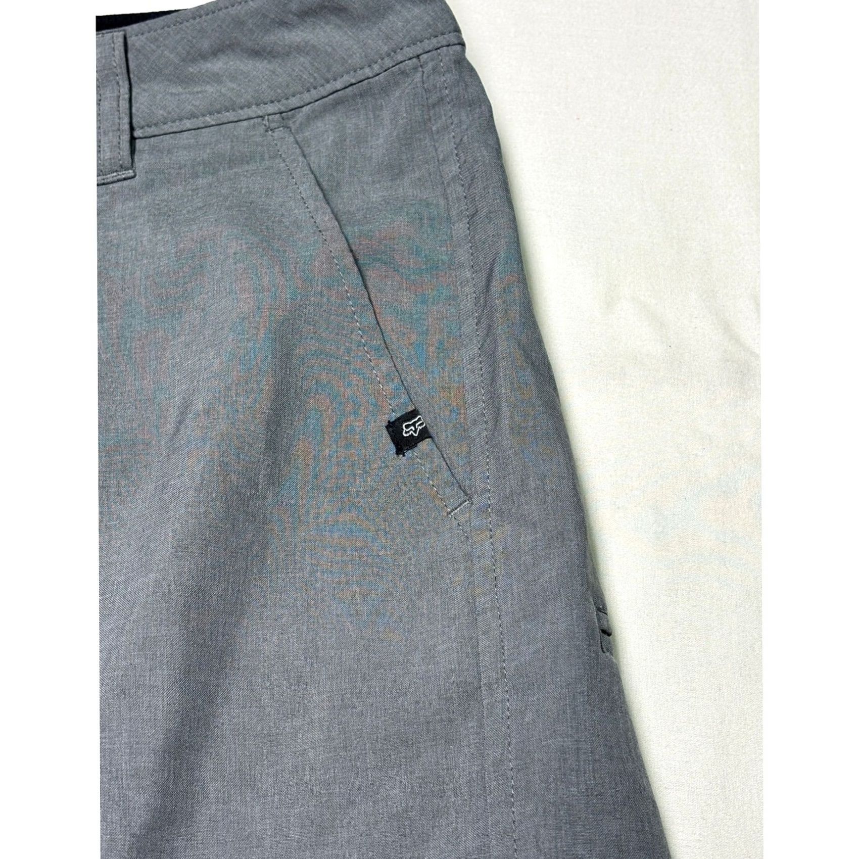 Fox Racing FOX Racing Mens Hybrid Walk Shorts Casual Chino 31x12 Grey Polyester Quick Dry Pockets Logo Button 2020s Mens Size US 31 - 2 Thumbnail