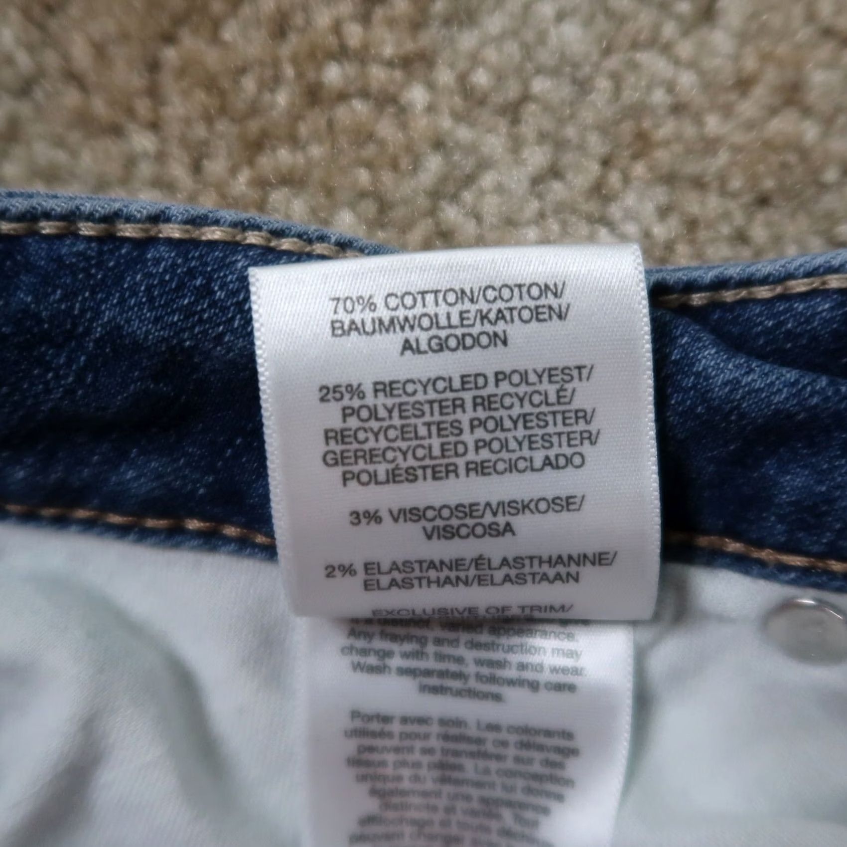 Silver Jeans Co. VINTAGE Silver Jeans Boyfriend Shorts Women 28 Blue Denim Light Wash Stretch 5-Pocket Size 28" / US 6 / IT 42 - 4 Thumbnail