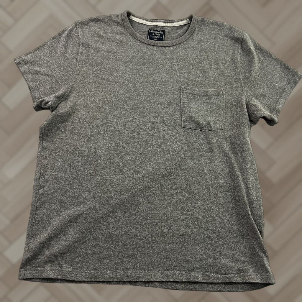 Abercrombie & Fitch Abercrombie & Fitch Short Sleeve Pocket Shirt Men XXL Gray Button-Up, 2XL, Regular, Gray, Pocket Shirt, Mens Size US XXL / EU 58 / 5 - 1 Thumbnail